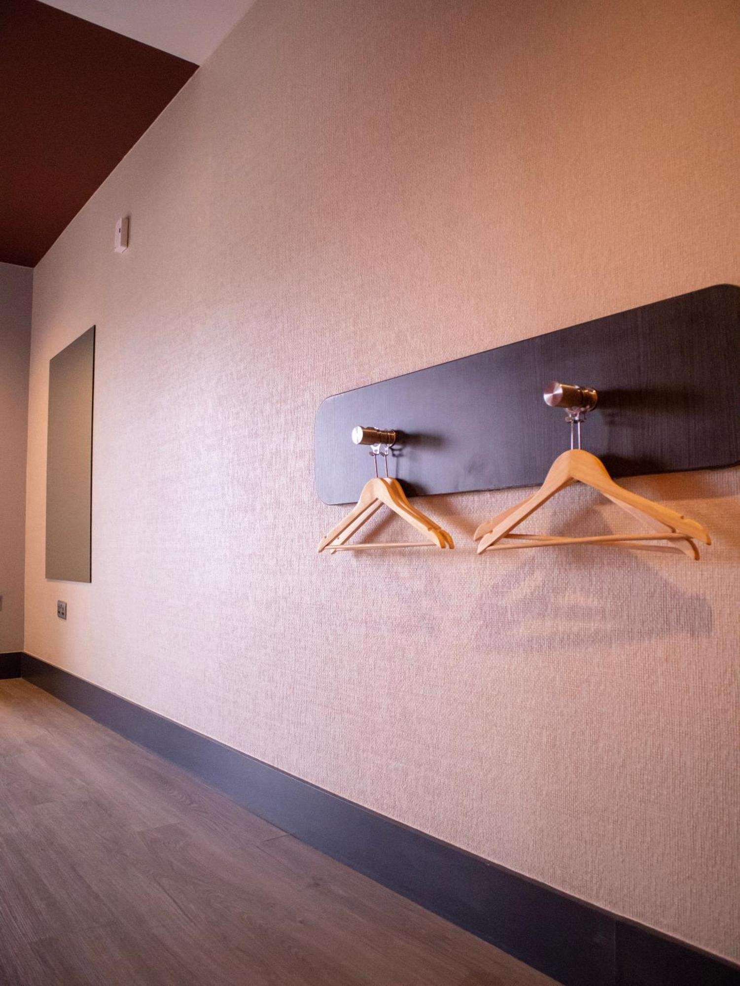 Chambre Double - Accessible aux Personnes à Mobilité Réduite