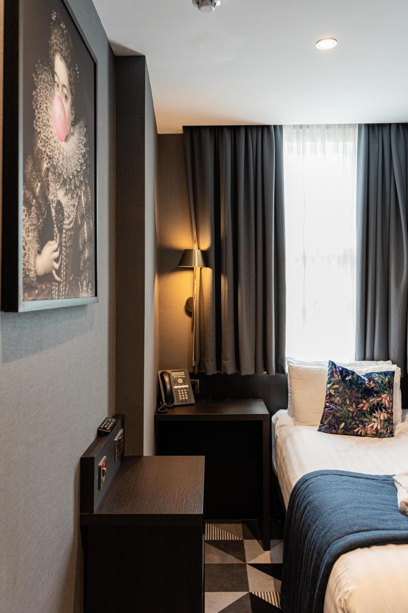 Single Room,1576691834:JPEG