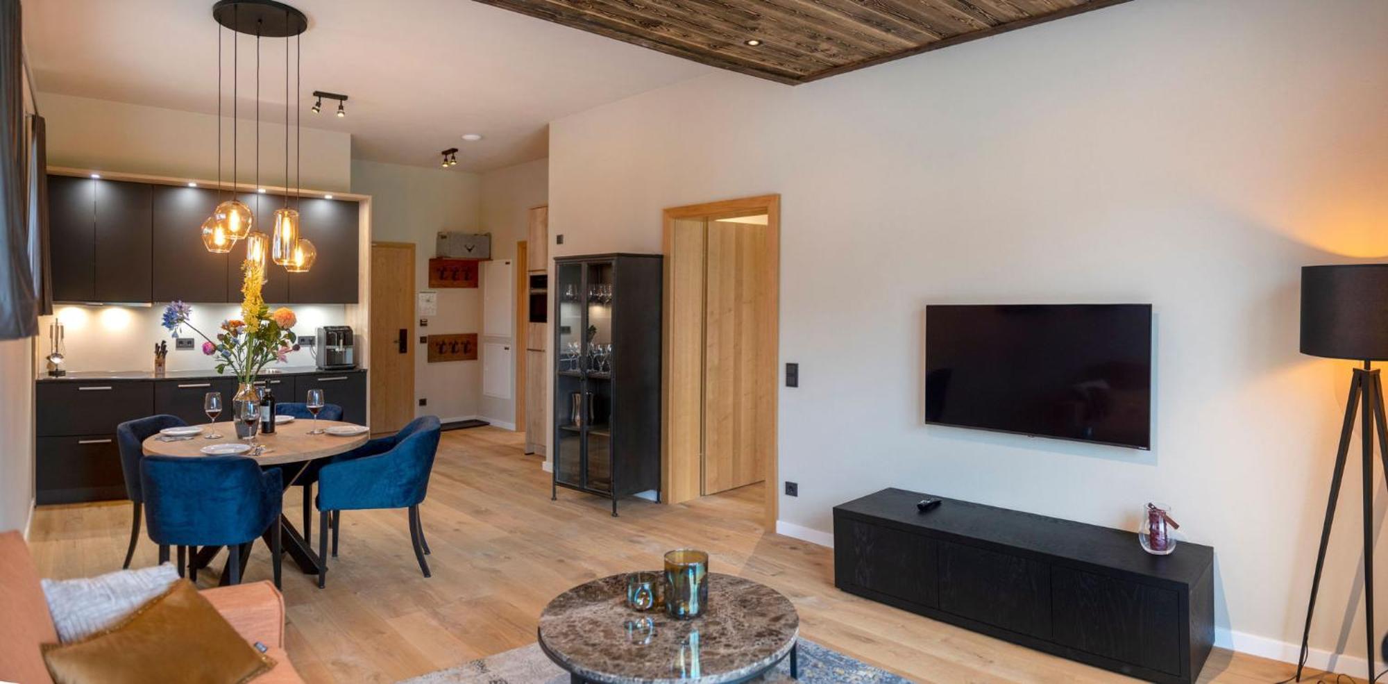 One-Bedroom Apartment,1582896067:JPEG