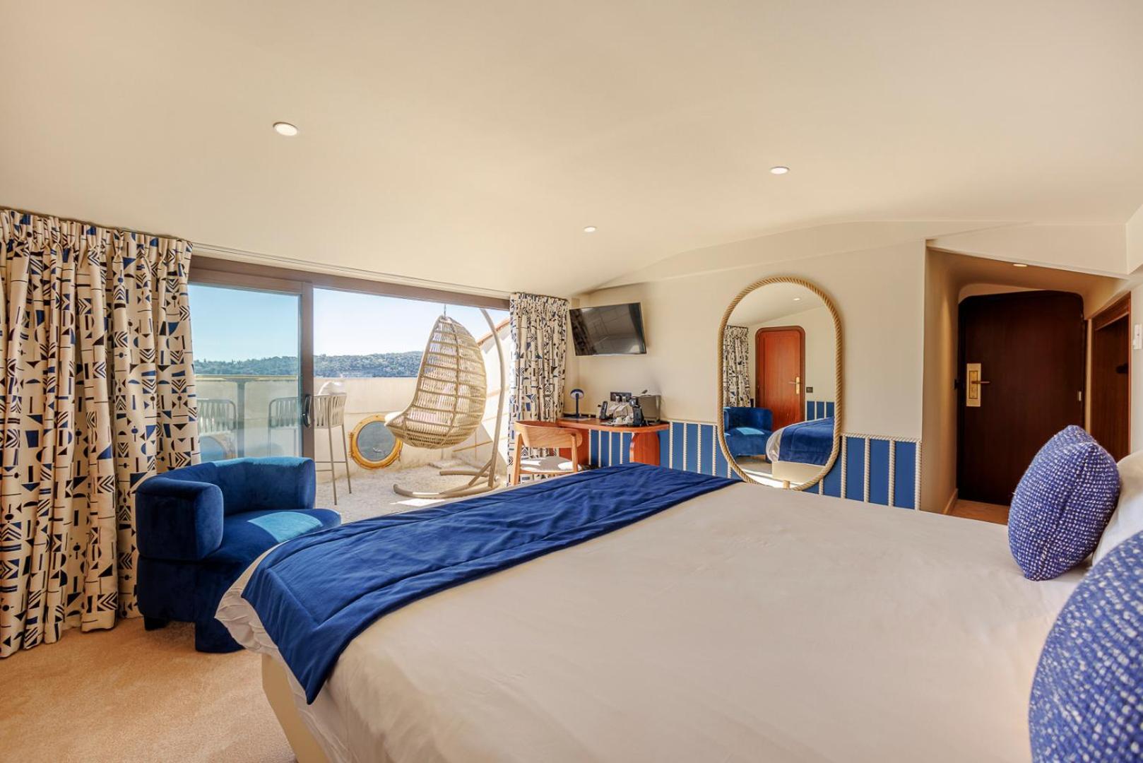 Vigie Room terrace Sea View