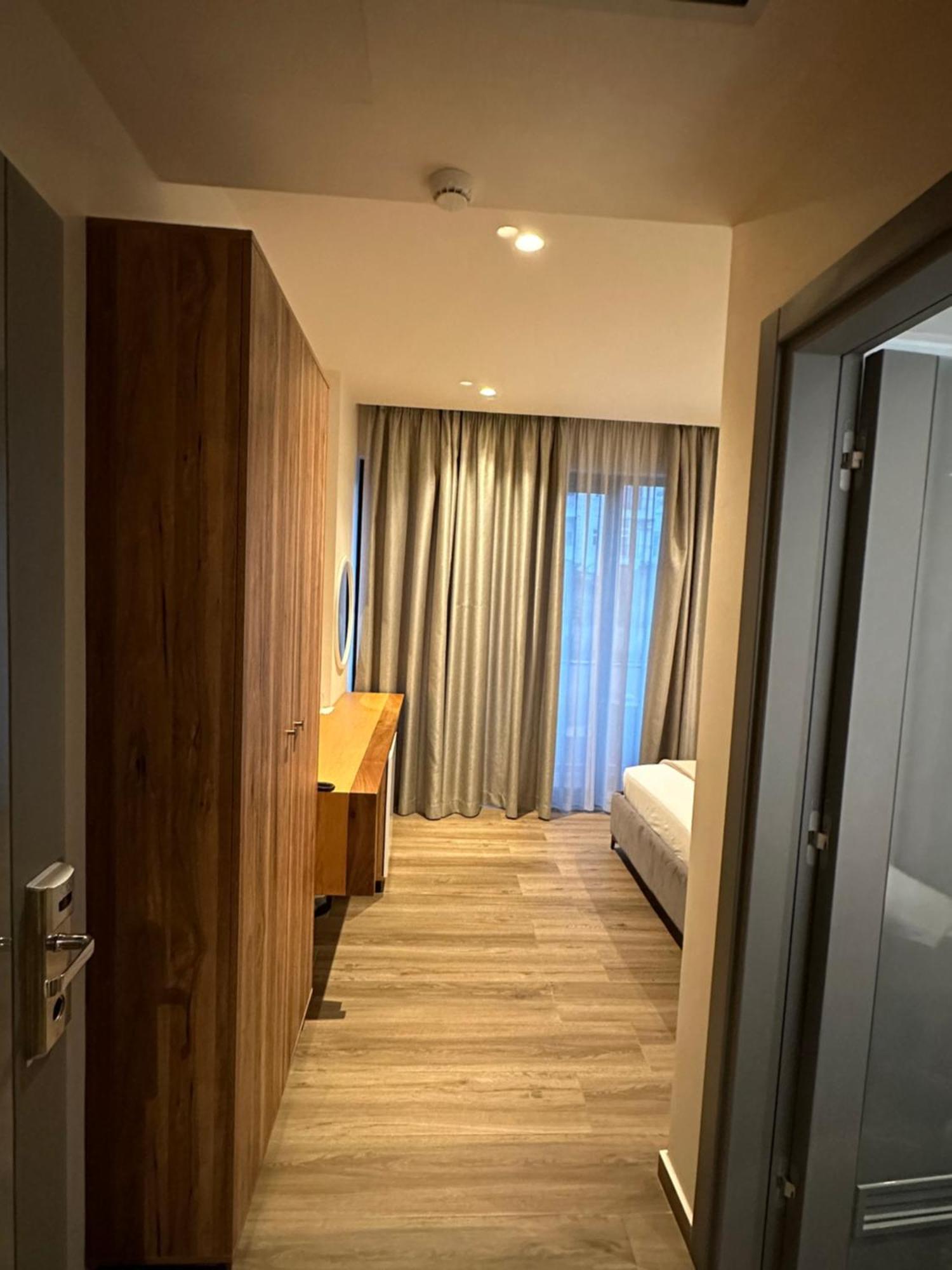 Deluxe Double Room Balcony Ground Floor,1586900714:JPEG