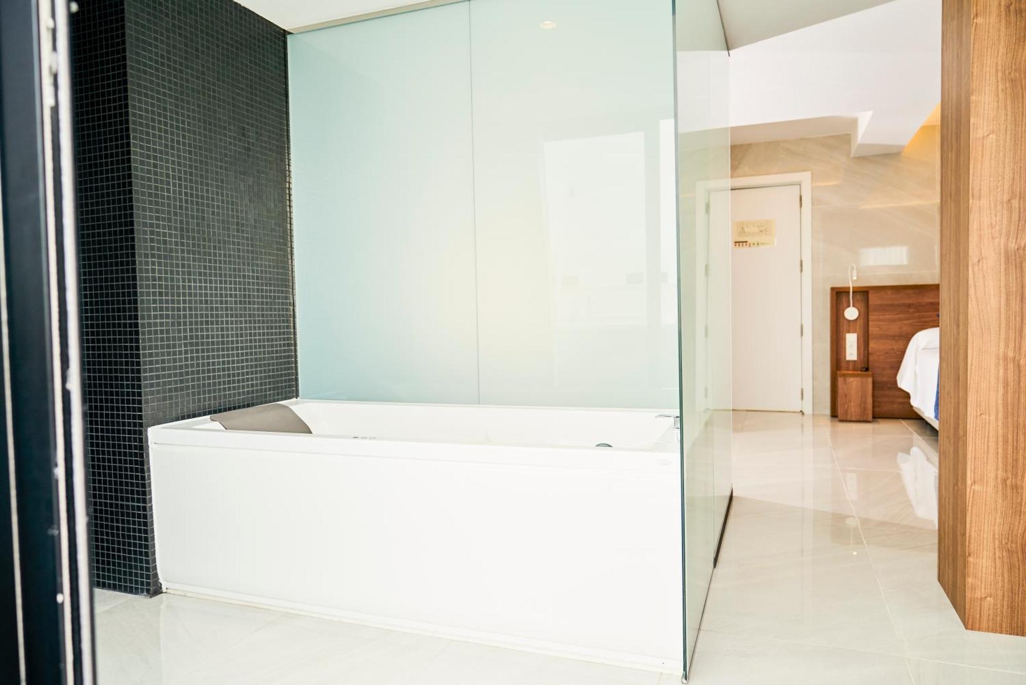 Junior Suite with Outdoor Jacuzzi