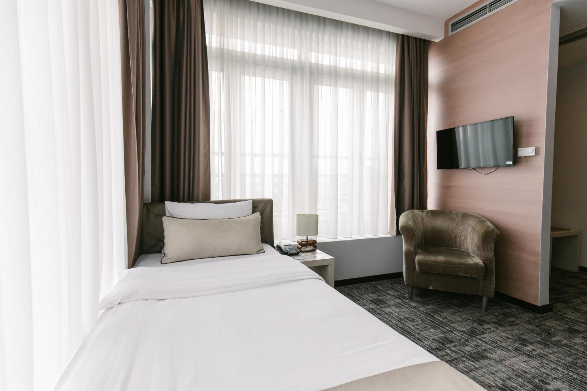 Single Room,1590378057:JPEG