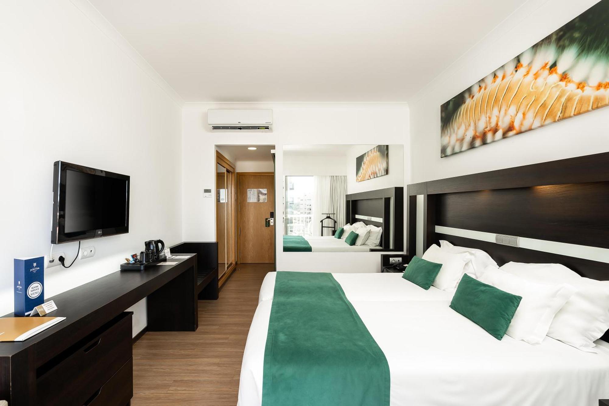 Superior Room Side Sea View