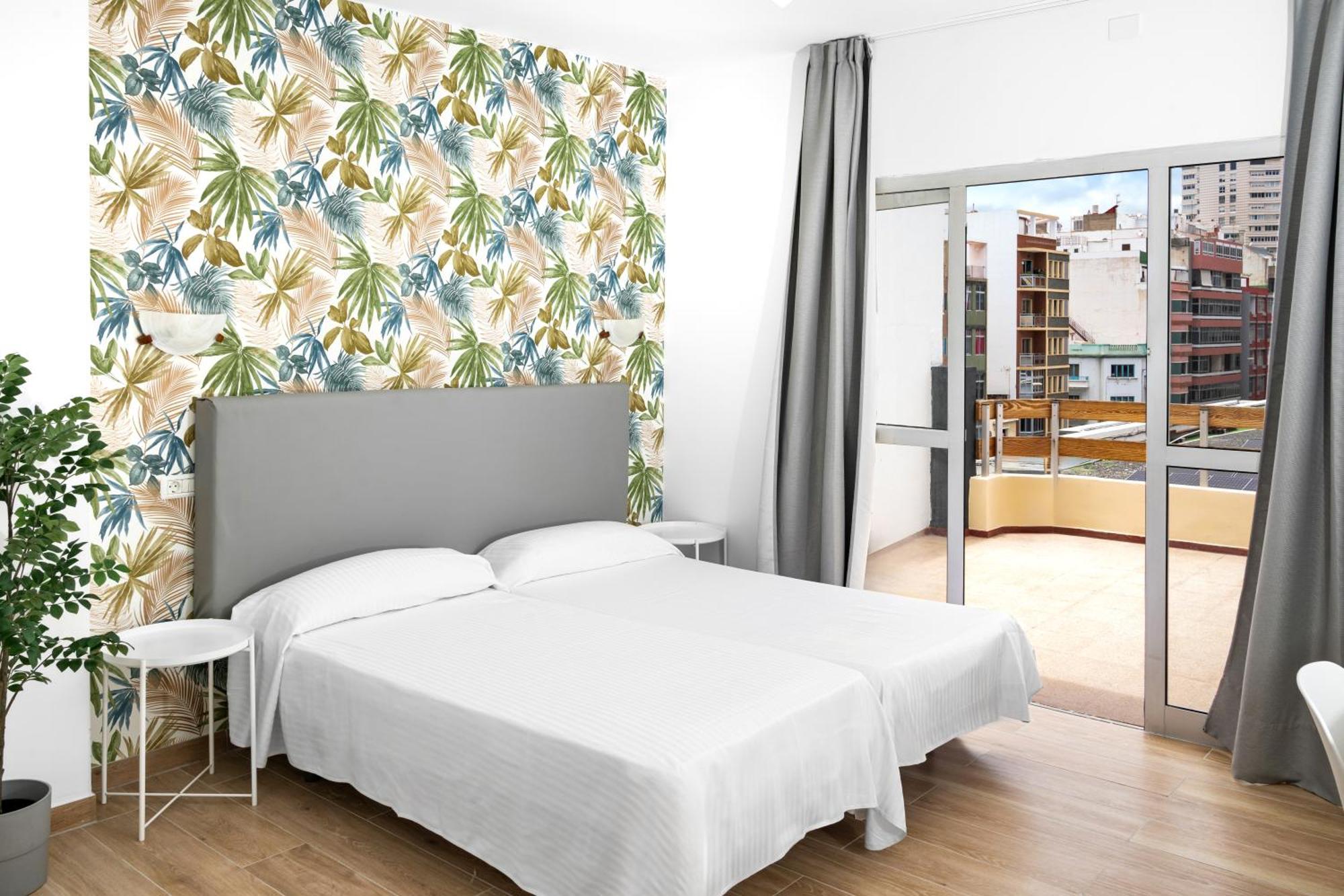 Quarto com 2 Camas de Solteiro