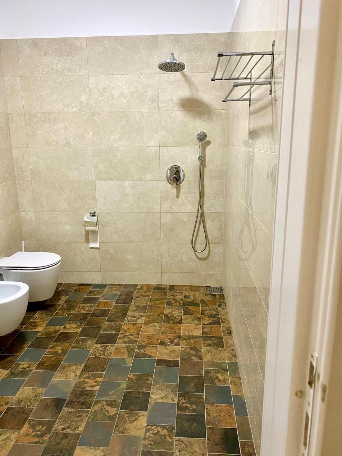 Double or Twin Room Private Bathroom