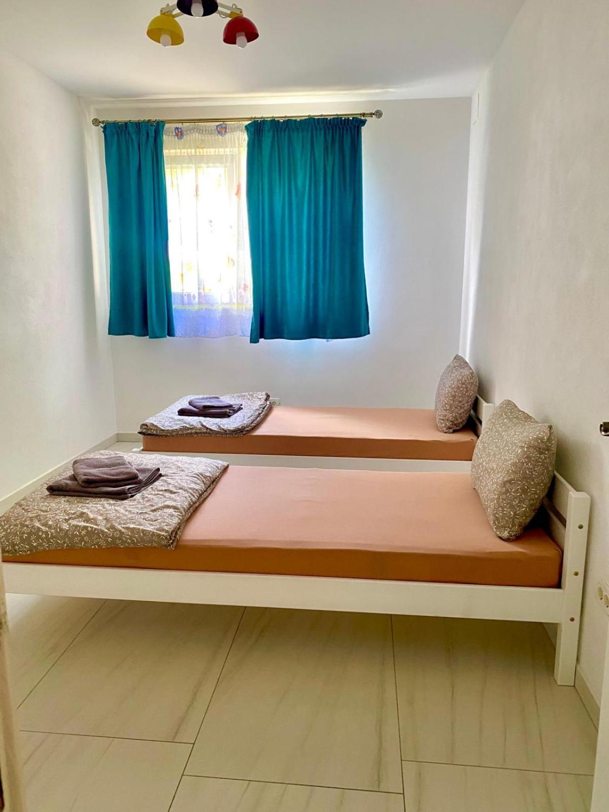 Double or Twin Room Private Bathroom