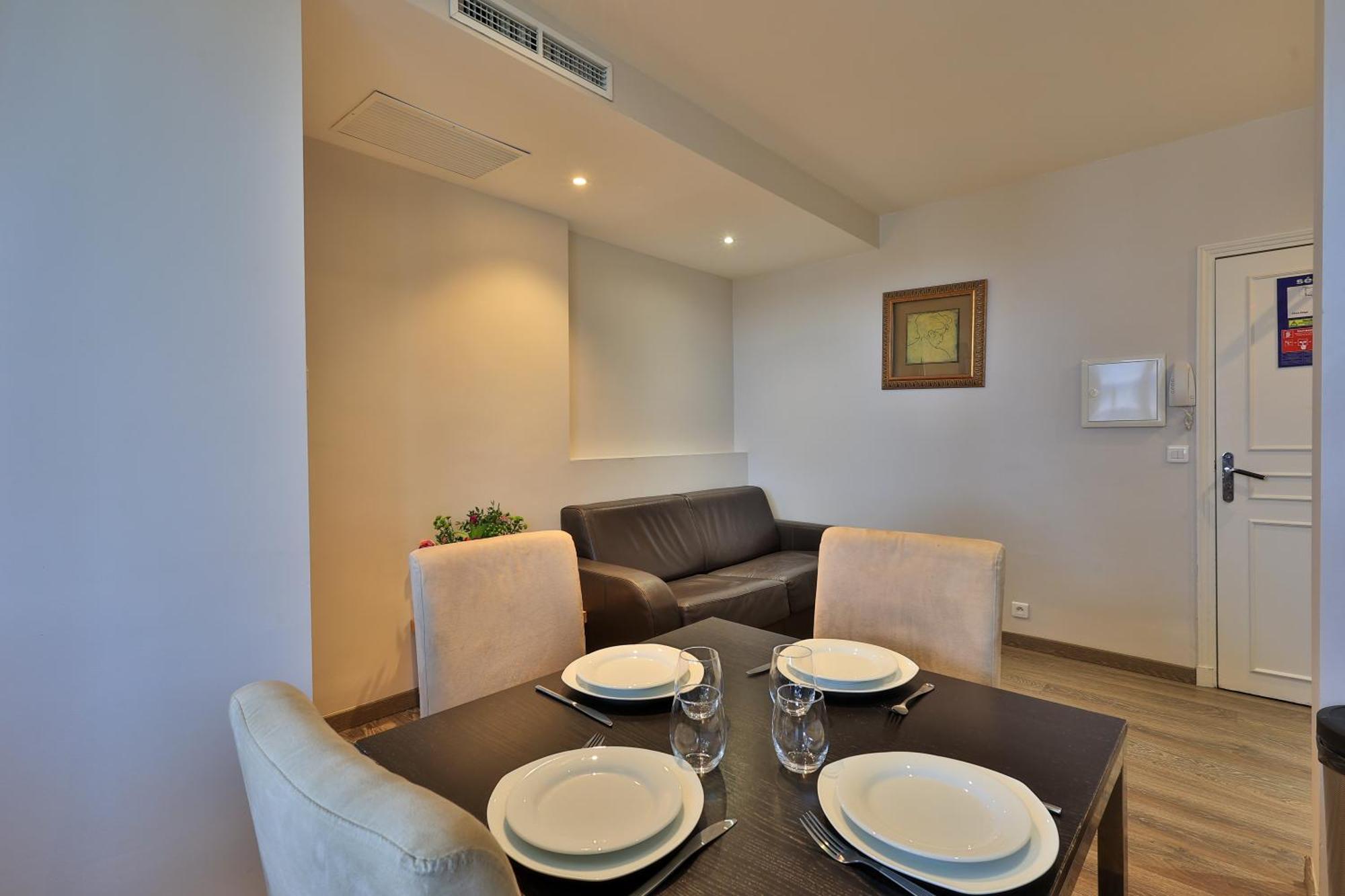 Beaulieu sur mer mit 1 Schlafzimmer und Balkon