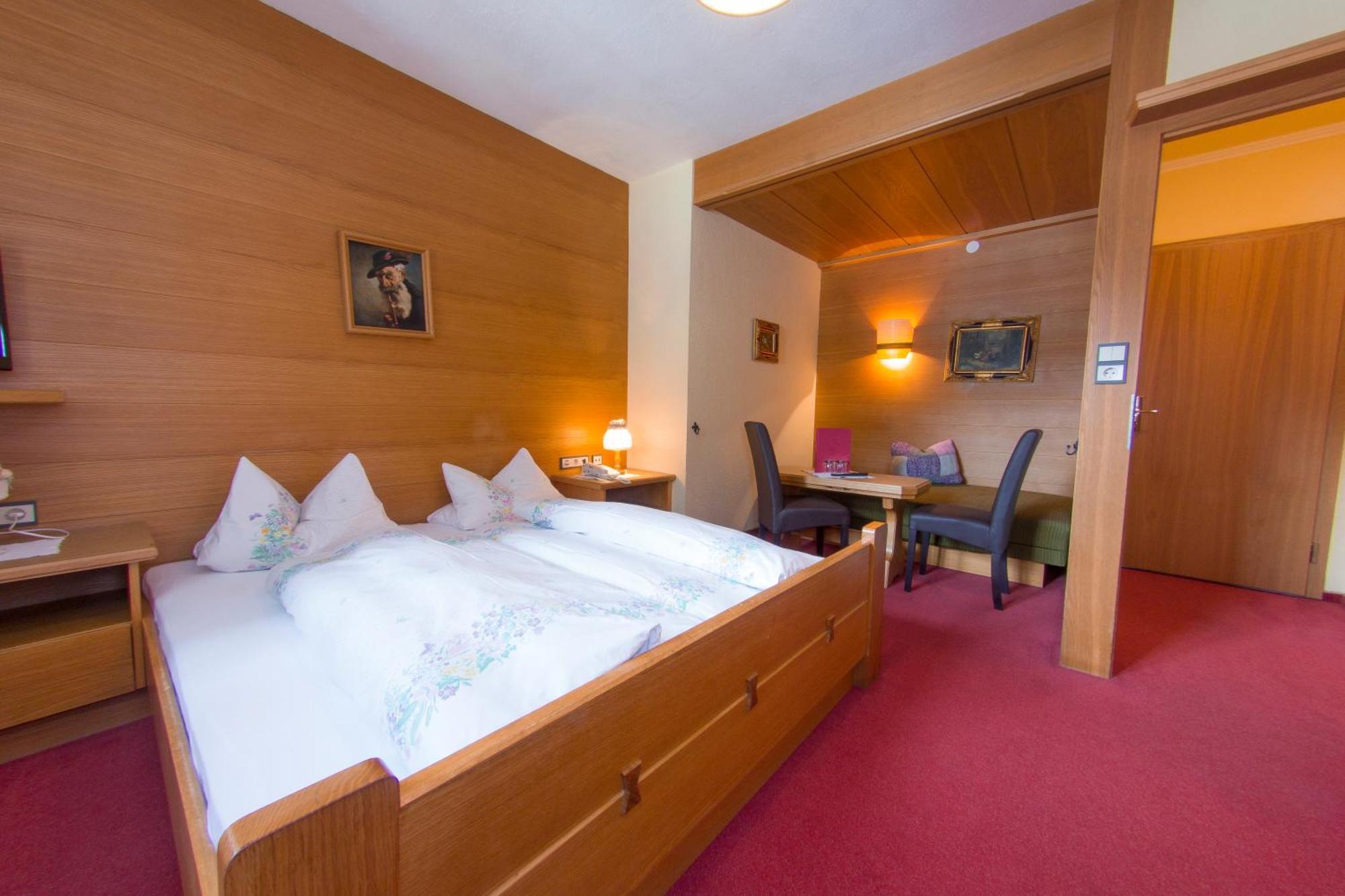 Double Room,1600566744:JPEG