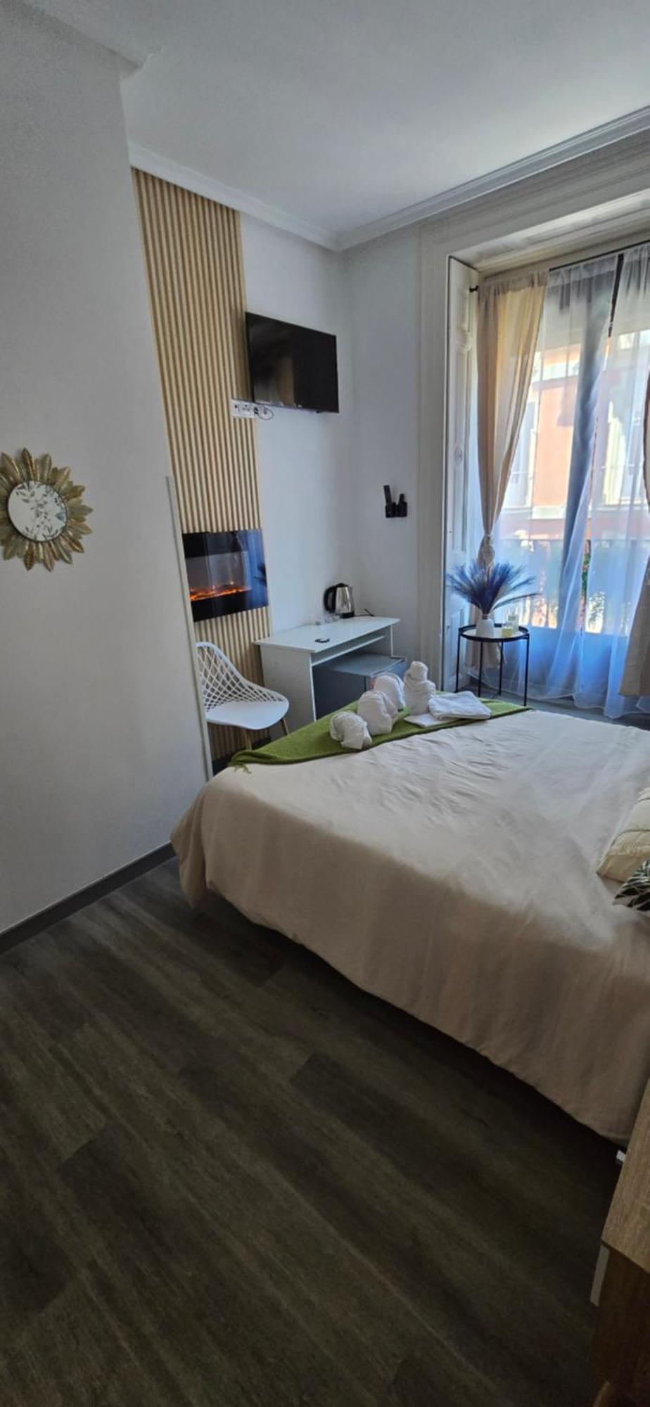 Deluxe Double Room Balcony