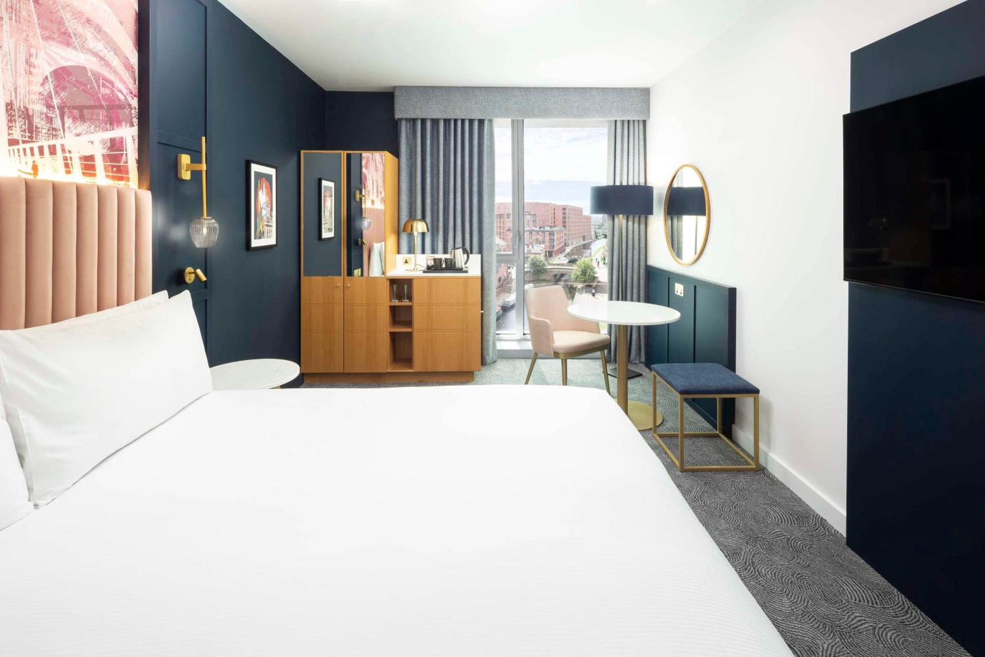 King Room with Canal View,1602956662:JPEG