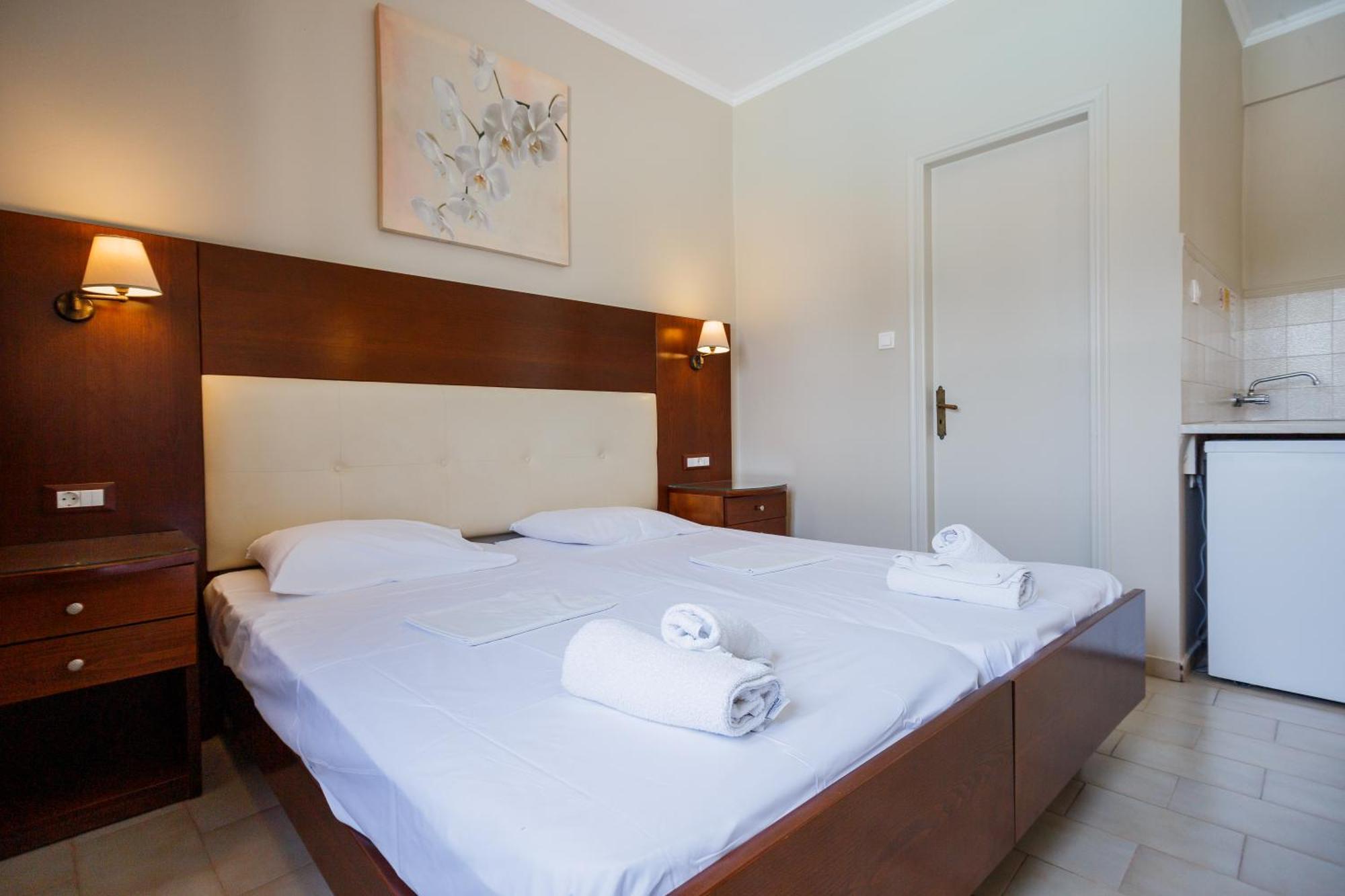 Double or Twin Room Pool View