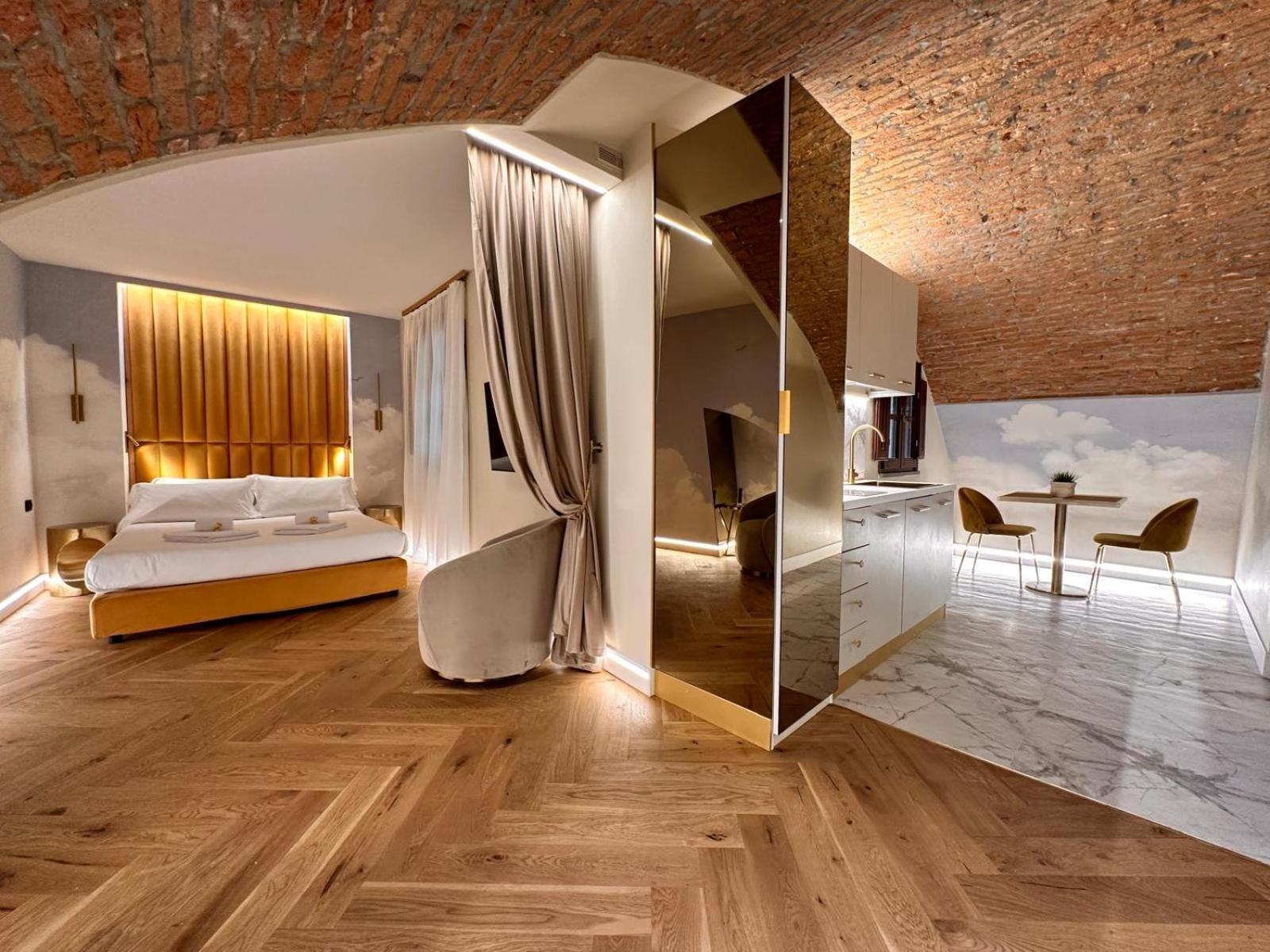 Studio Spa Bath