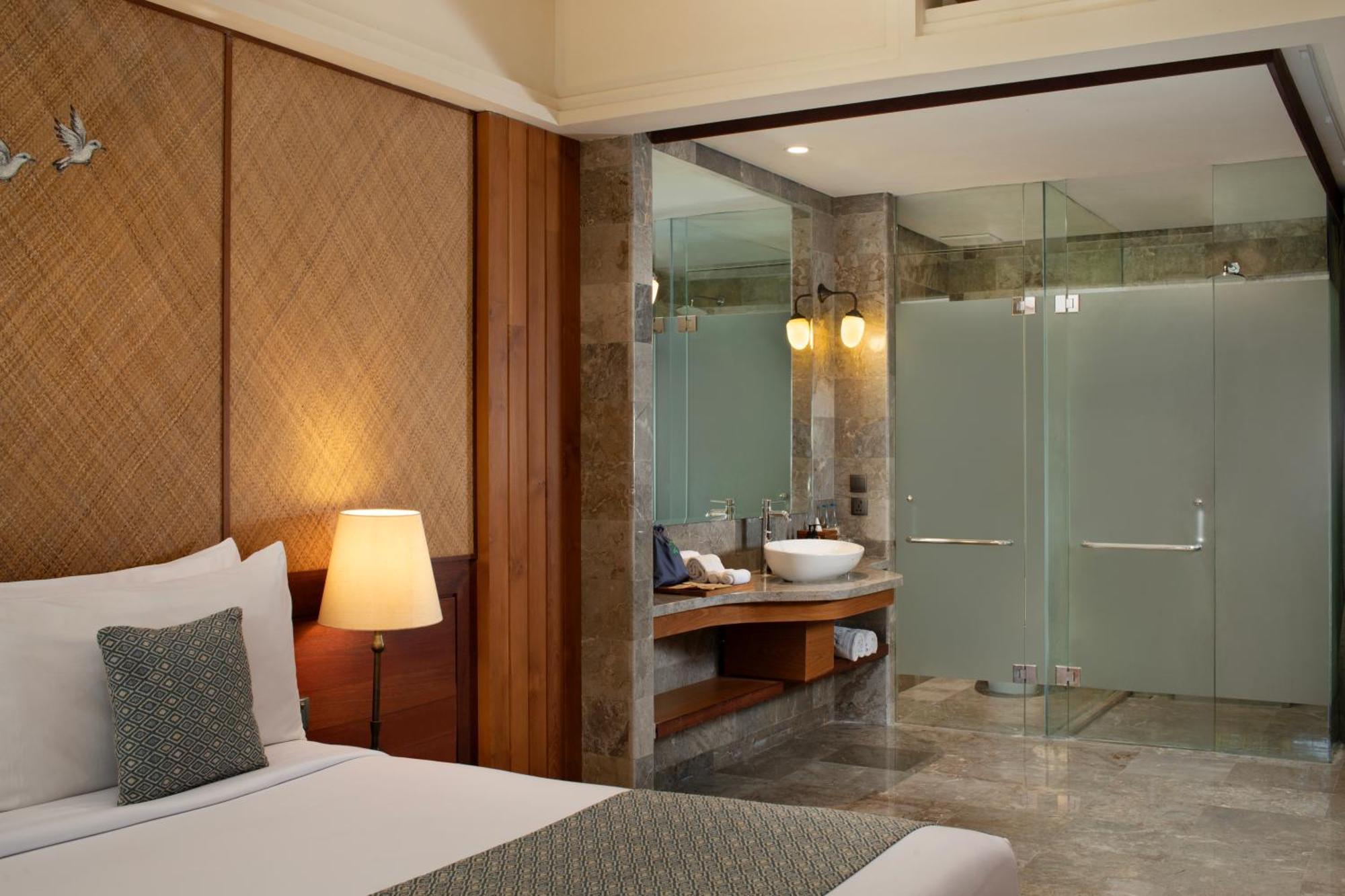 Grand Deluxe Room