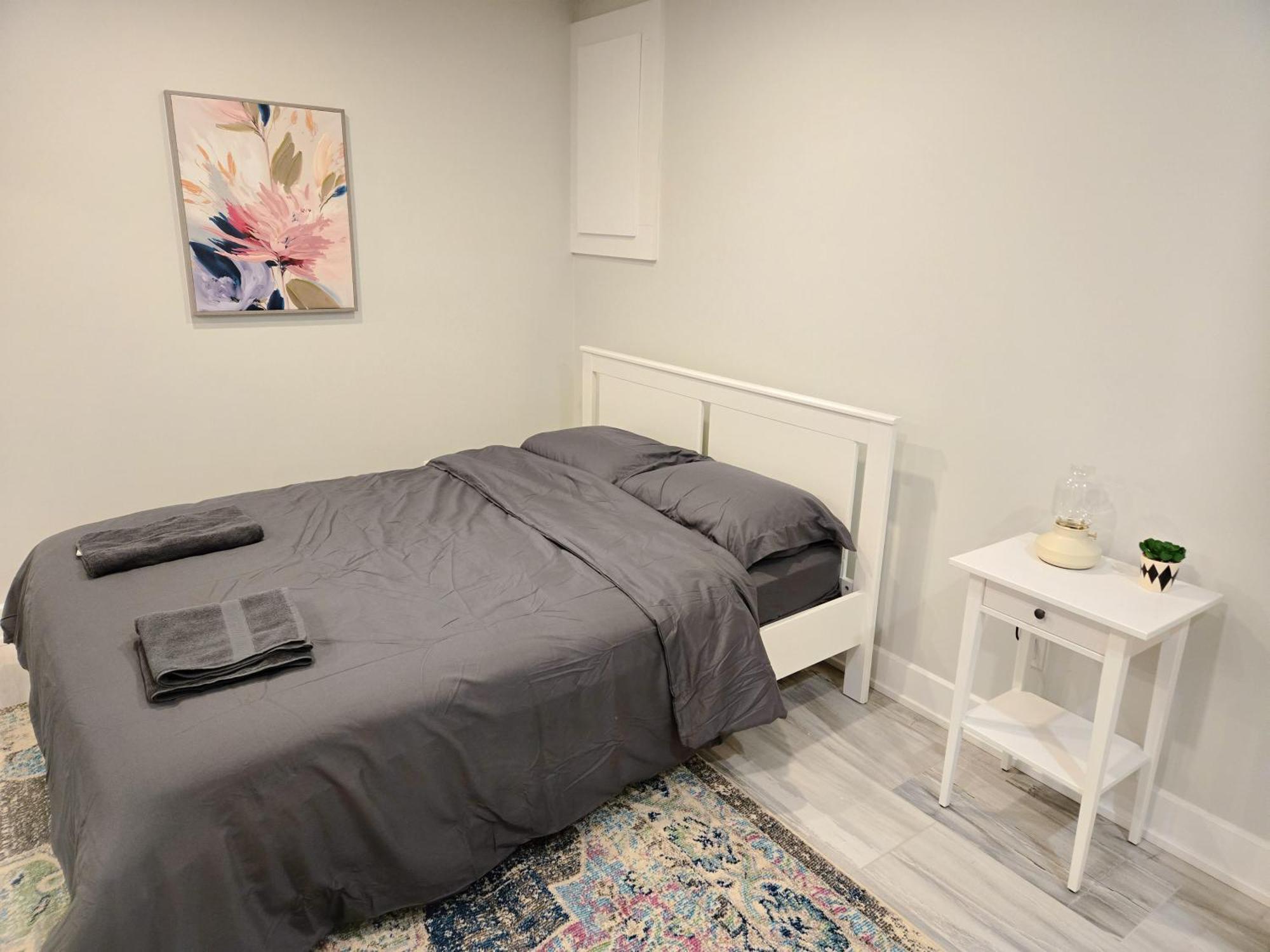 Deluxe Queen Studio