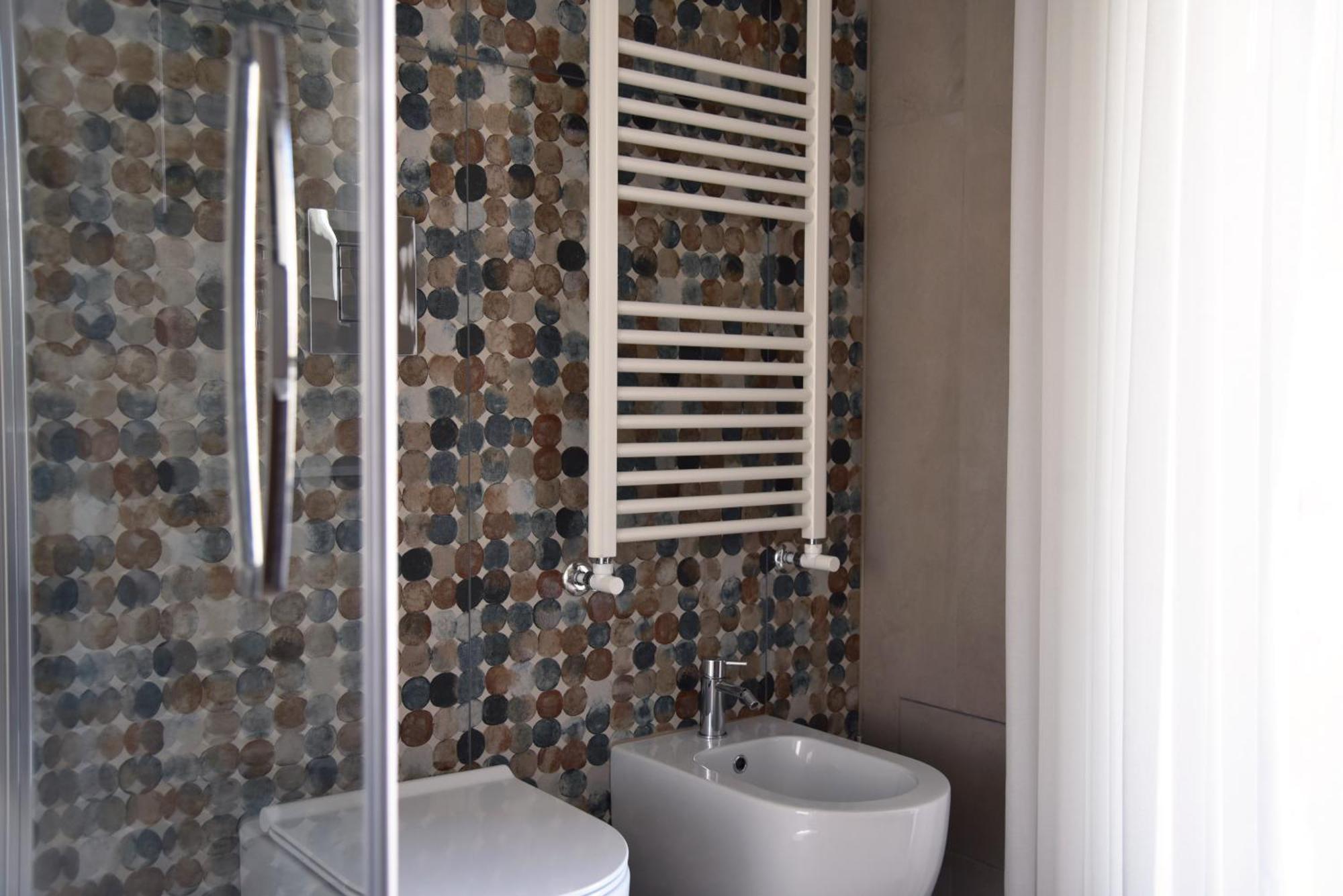 Studio Apartment with Balcony,1611413758:JPEG