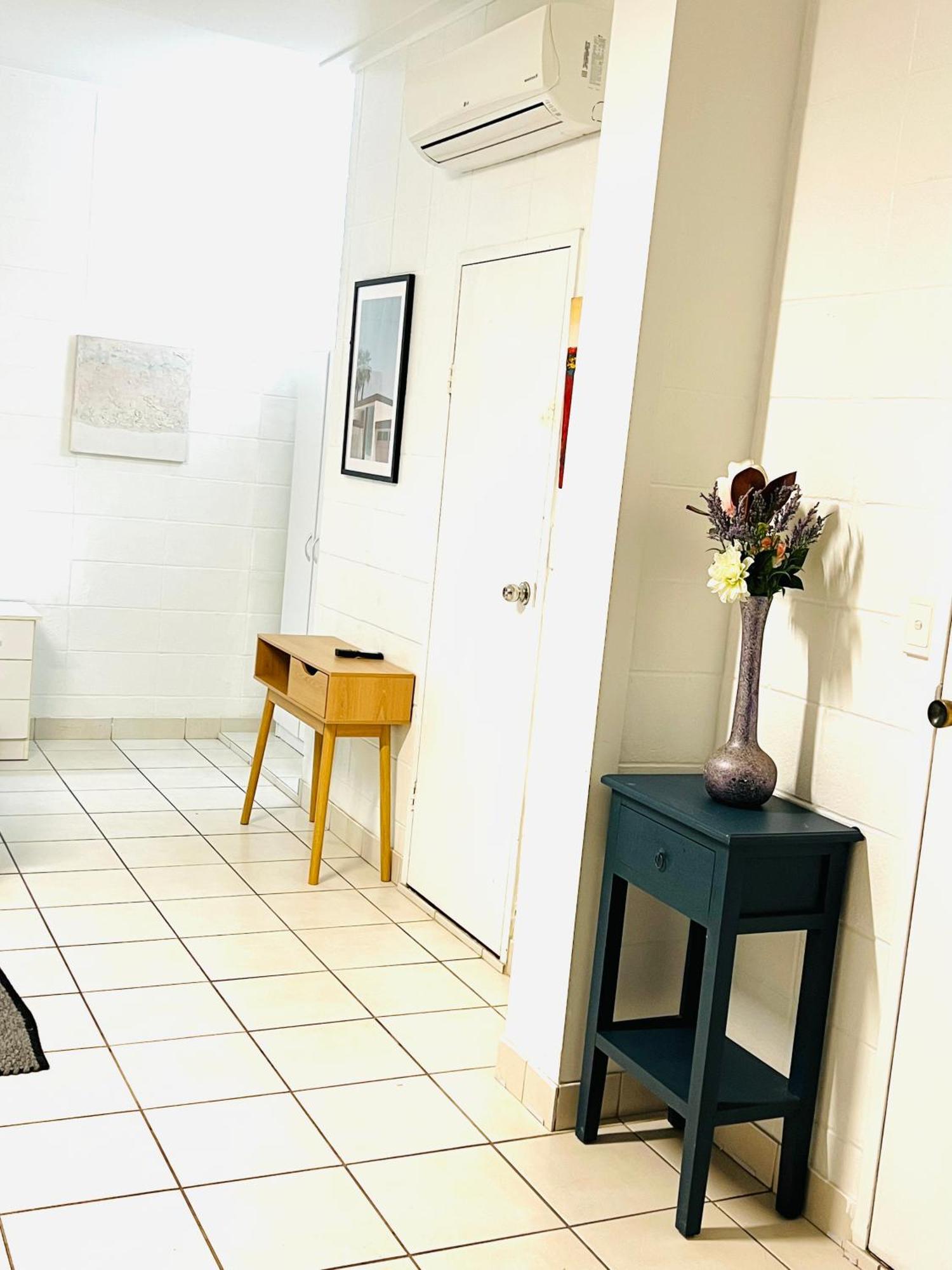 Premium King Suite - Not Pet Friendly