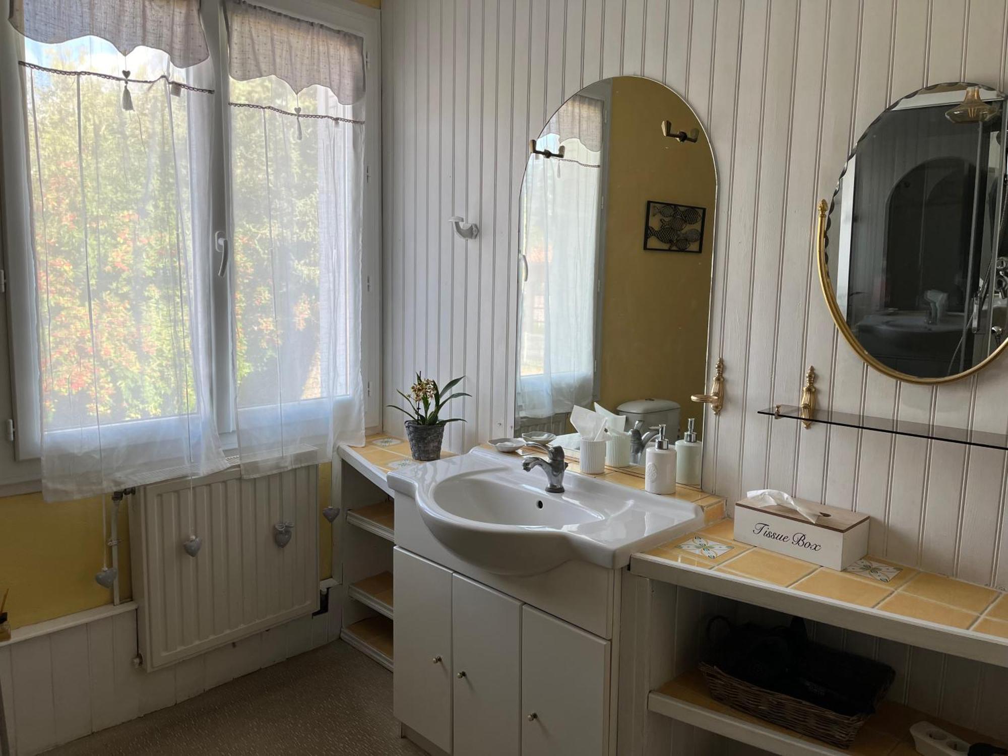 Large Twin Room,1614827936:JPEG