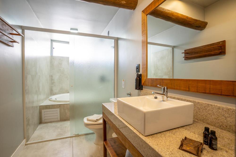 Deluxe Suite with Spa Bath