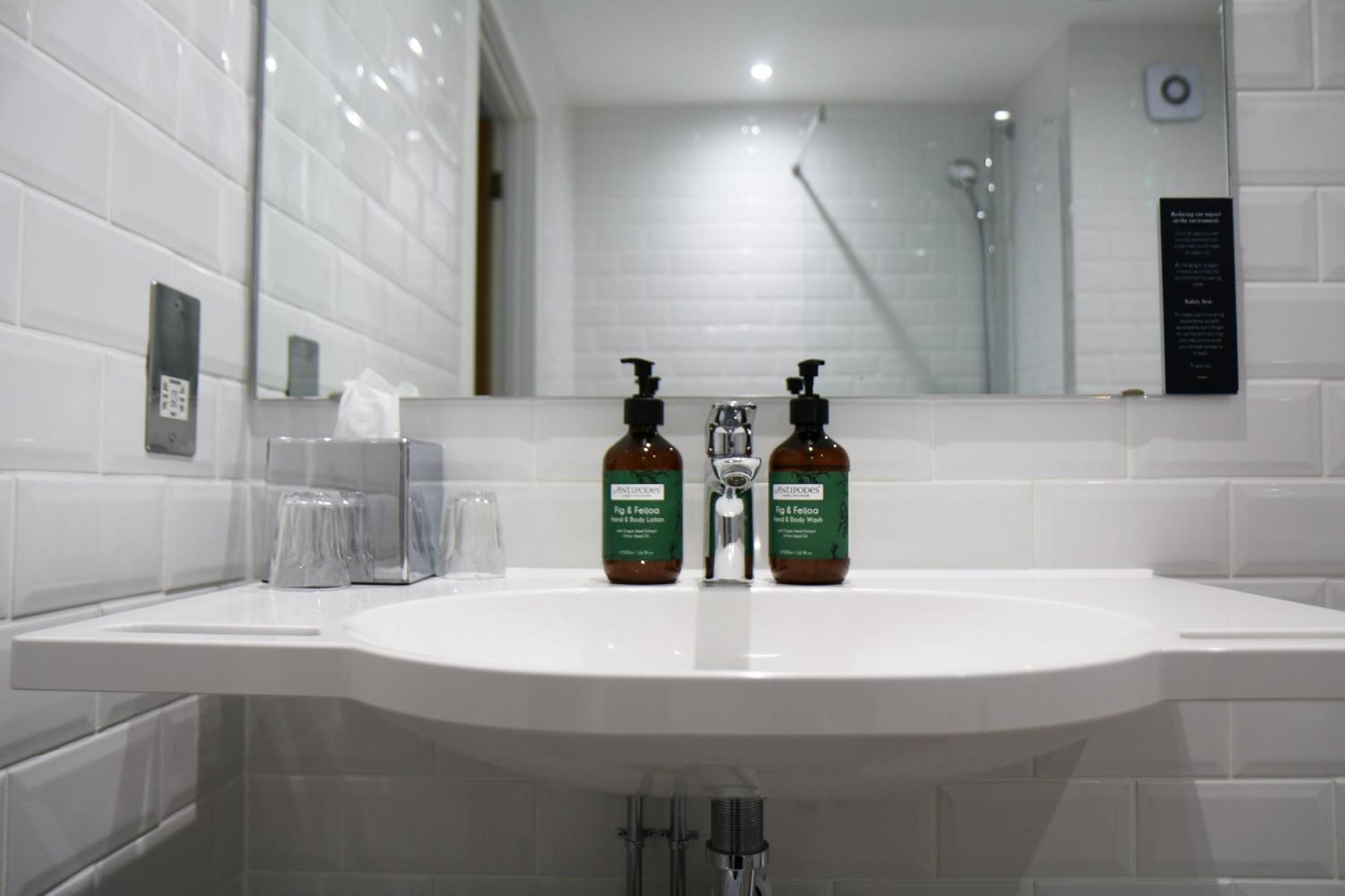 Standard Queen Room Bath Shower Combination
