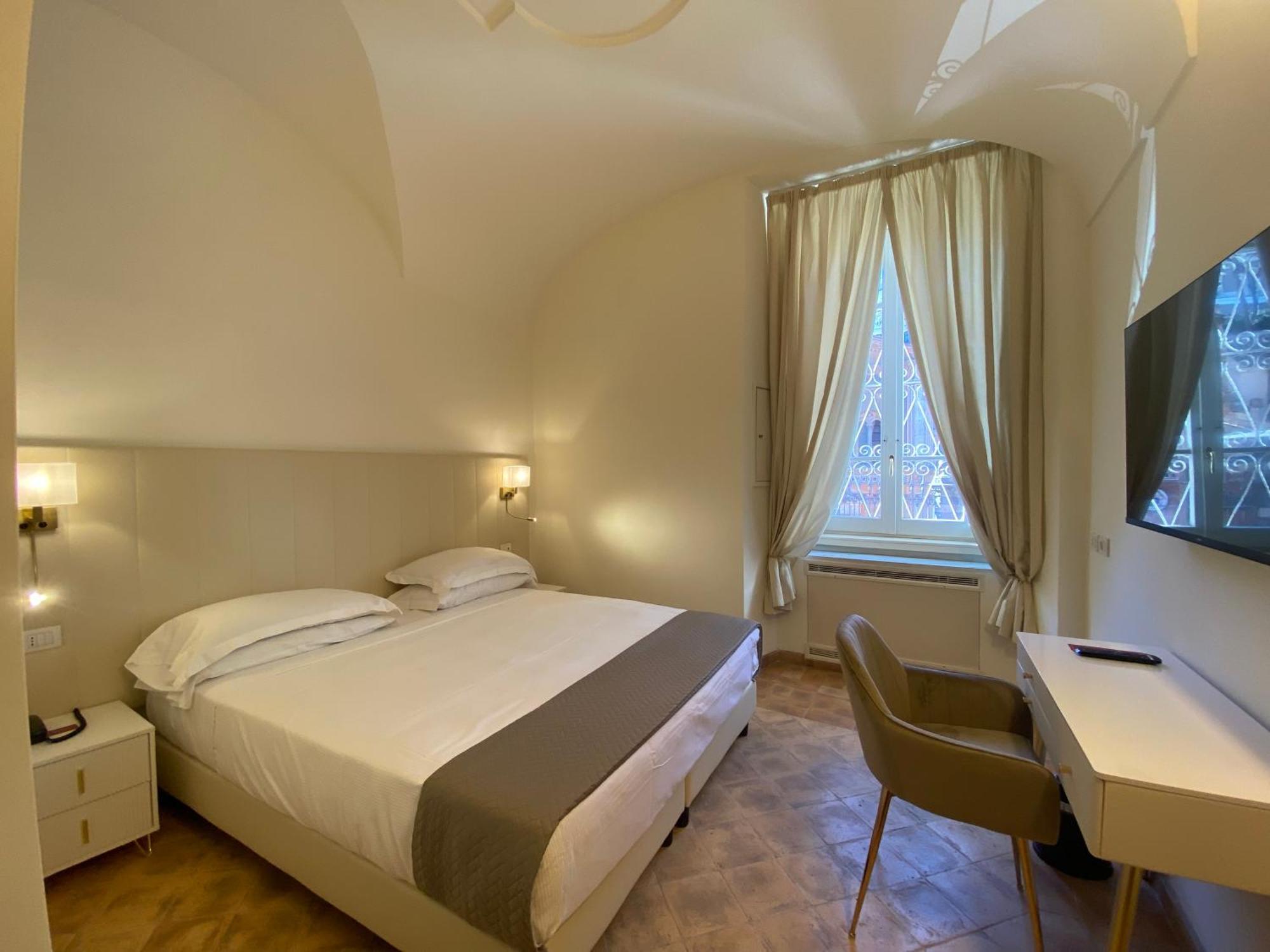 Double or Twin Room,1617860194:JPEG