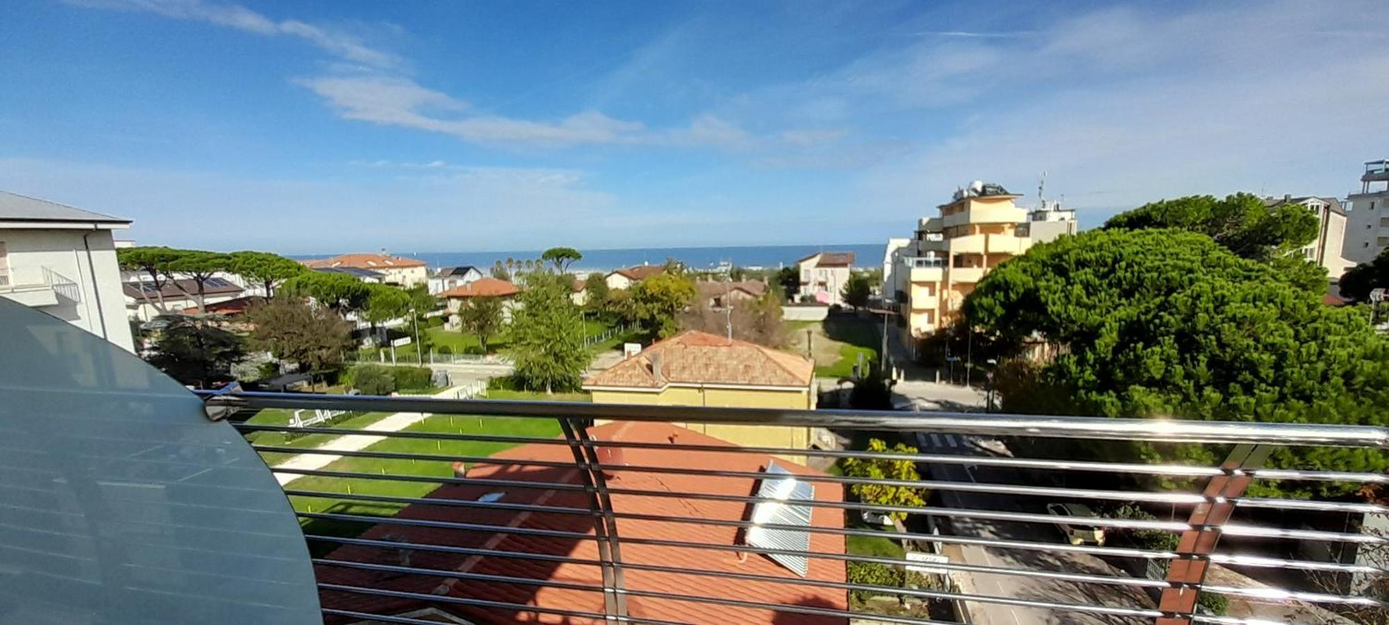 Camera Familiare con Vista Mare