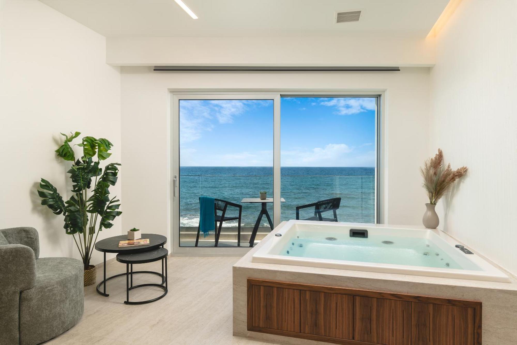 Junior Seafront Suite Balcony,1618788373:JPEG
