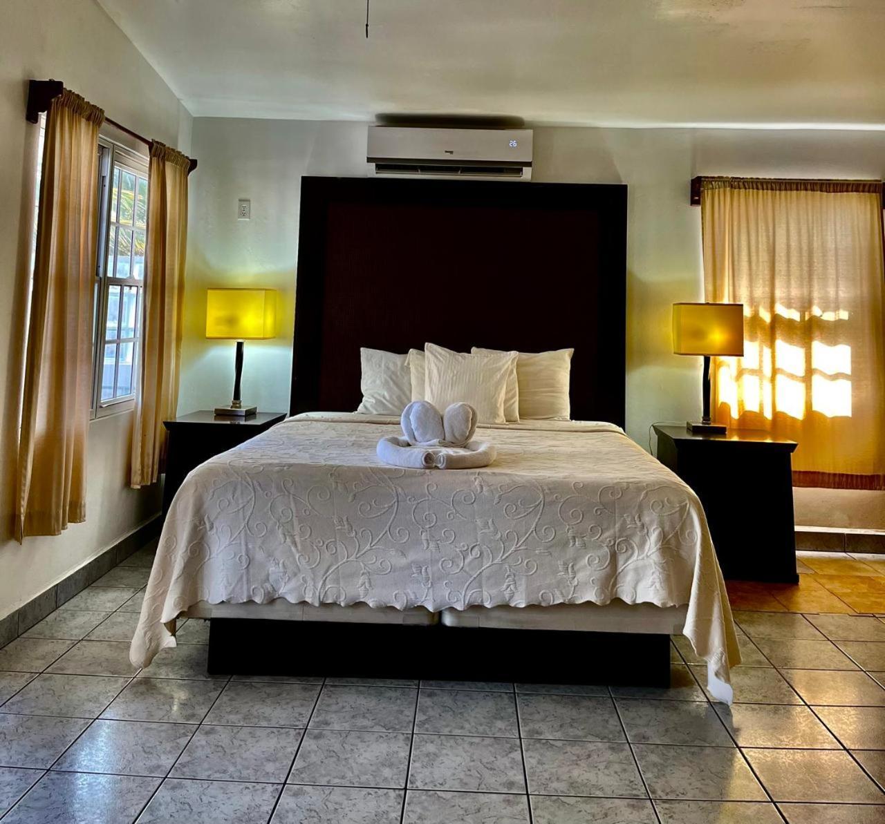 Queen Room Sea View