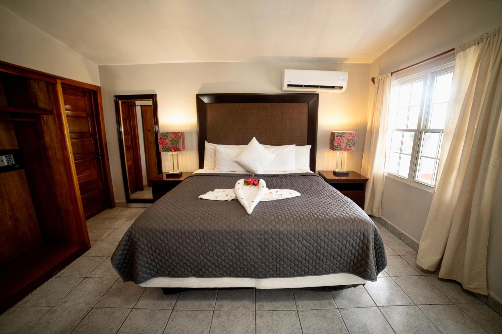 Queen Room Sea View