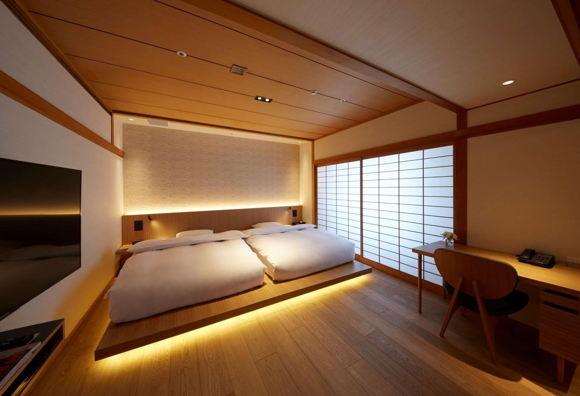 Japanese Suite,1622024045:JPEG