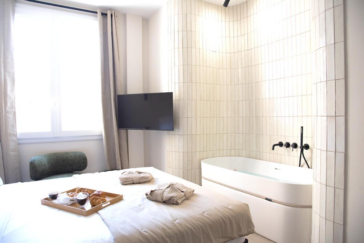 Chambre Double Deluxe avec Baignoire