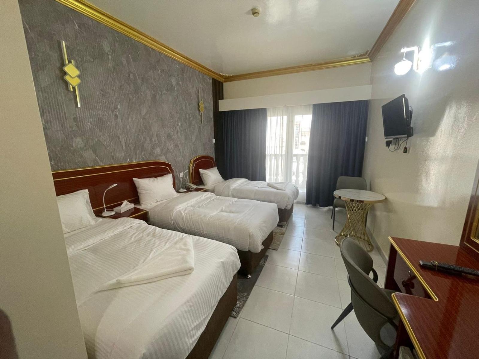 Deluxe Dreibettzimmer