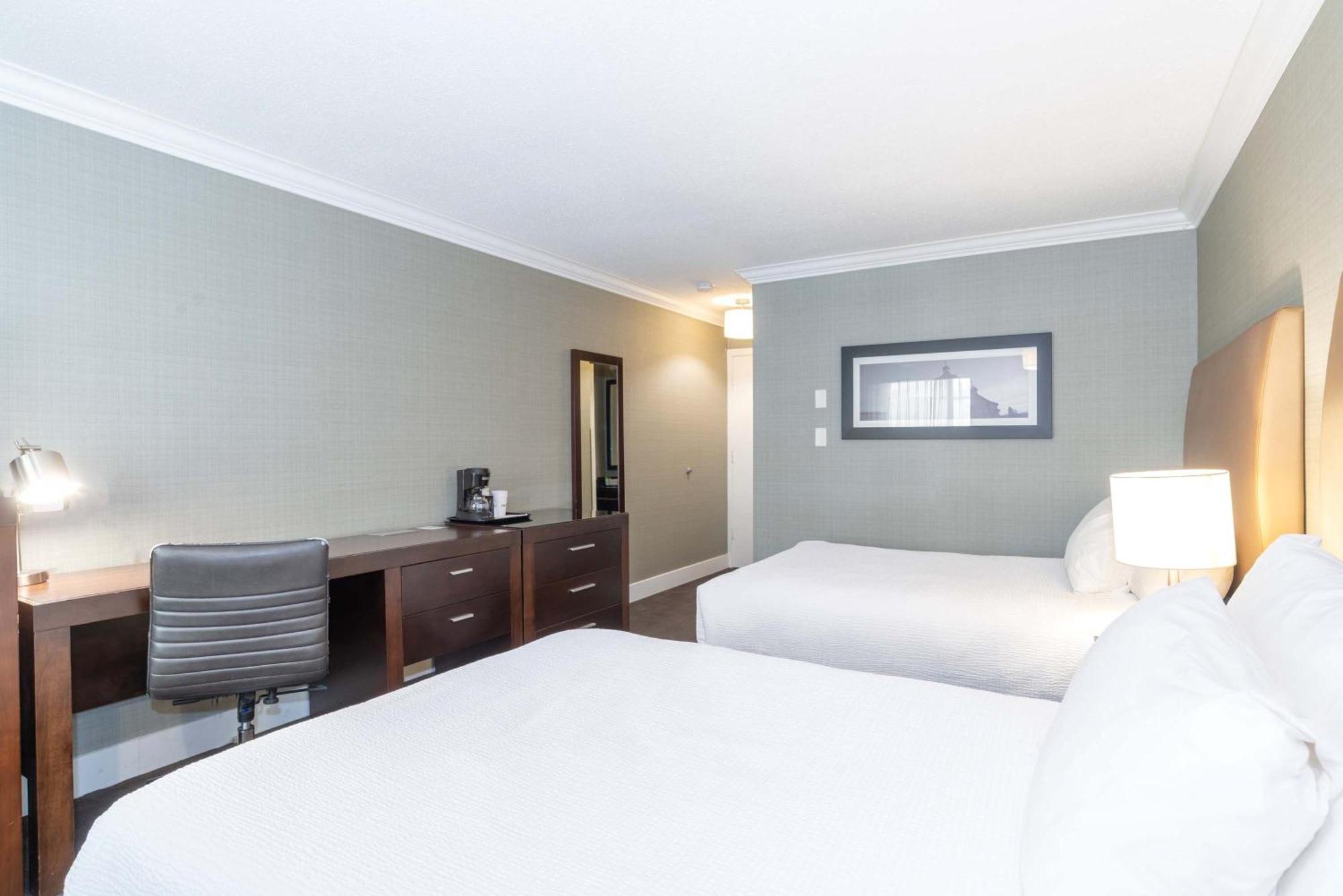 Standard Room, 2 Double Beds