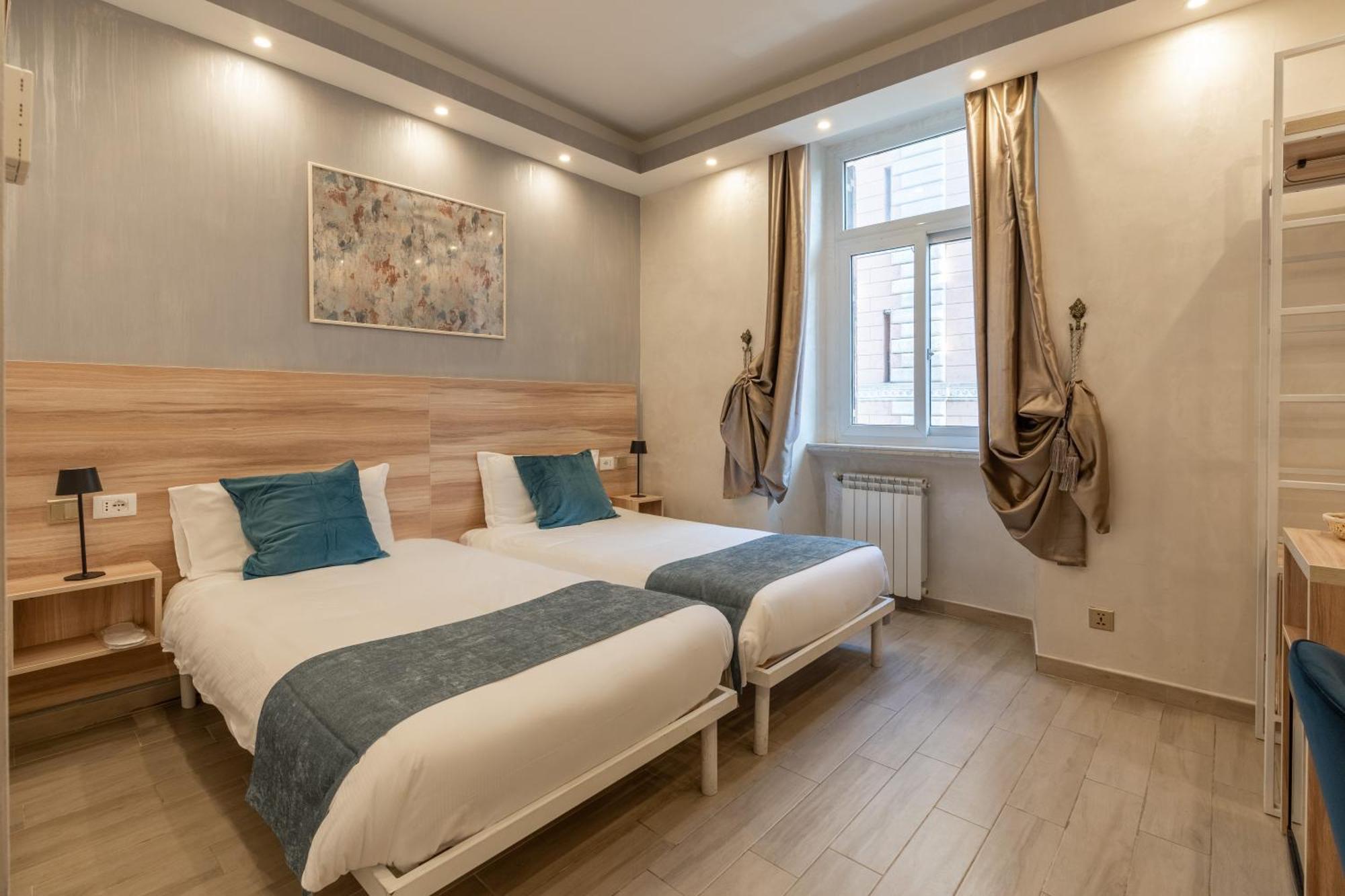 Standard Twin Room