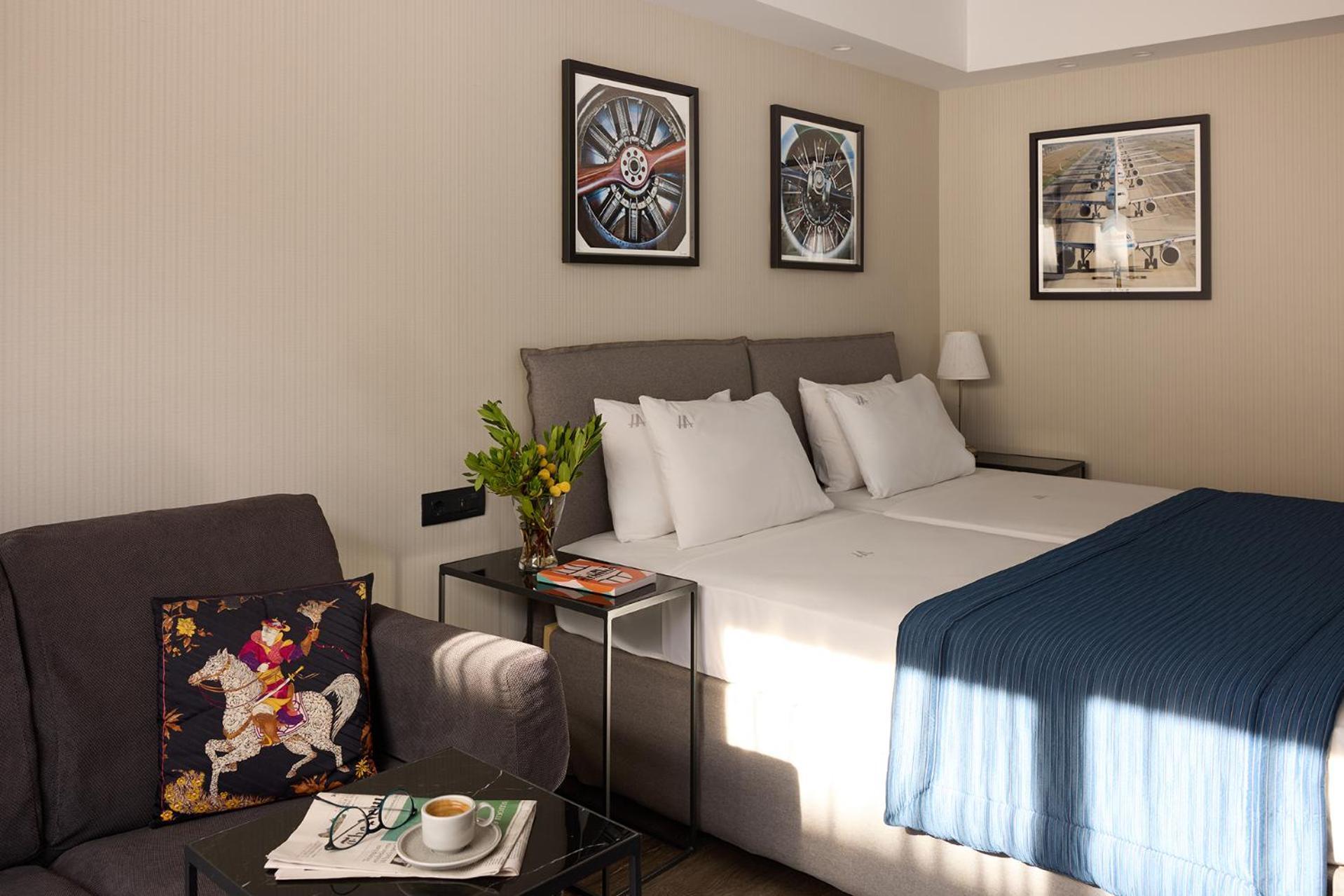Superior Triple Room City View