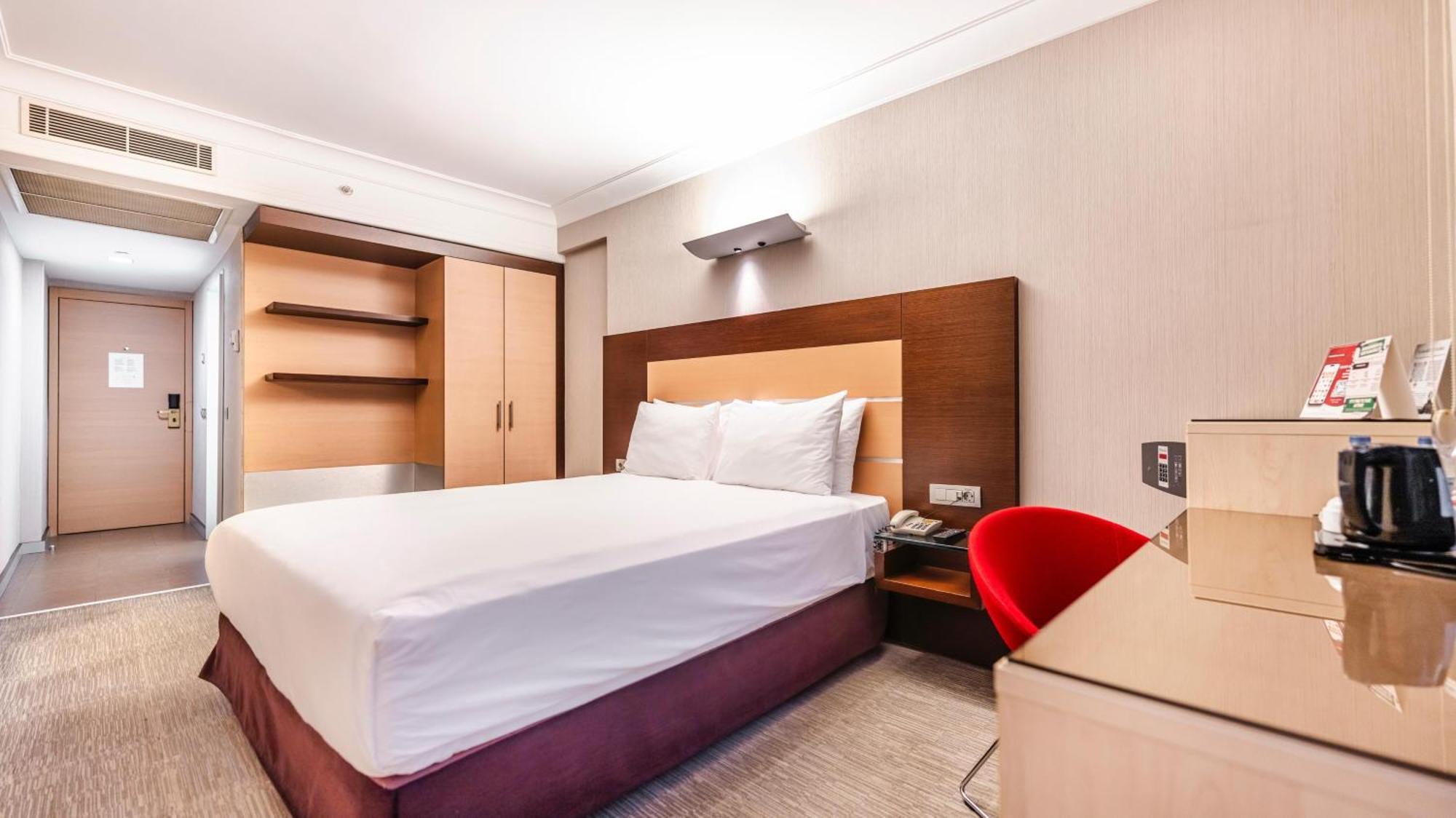Quarto Duplo Standard