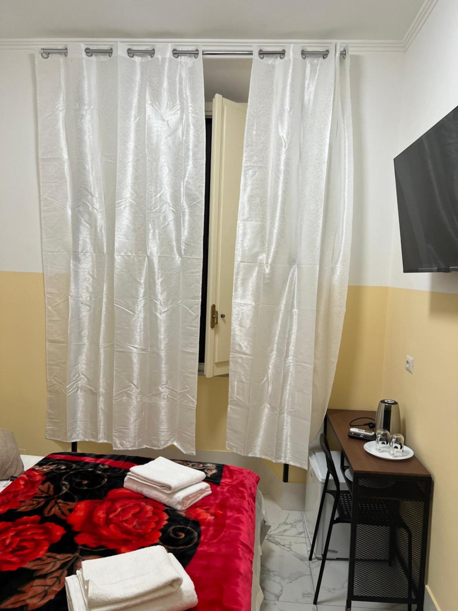 Double Room Private Bathroom