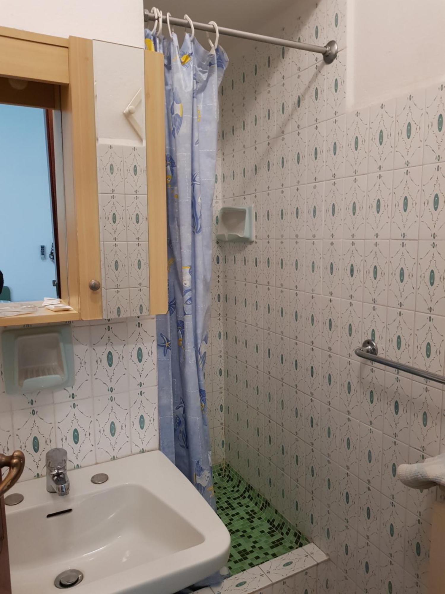 Camera Familiare con Bagno Privato