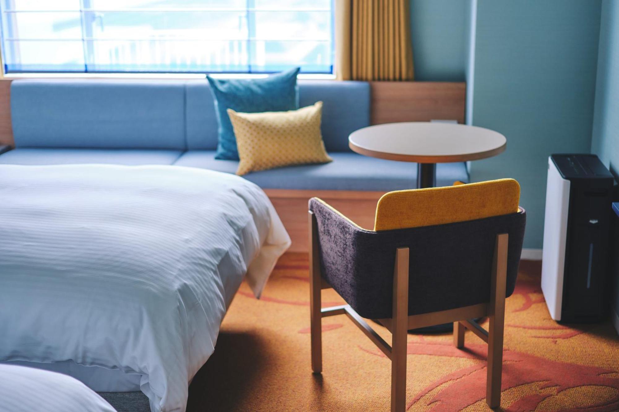 Twin Room Main Building Premium Floor Non-Smoking