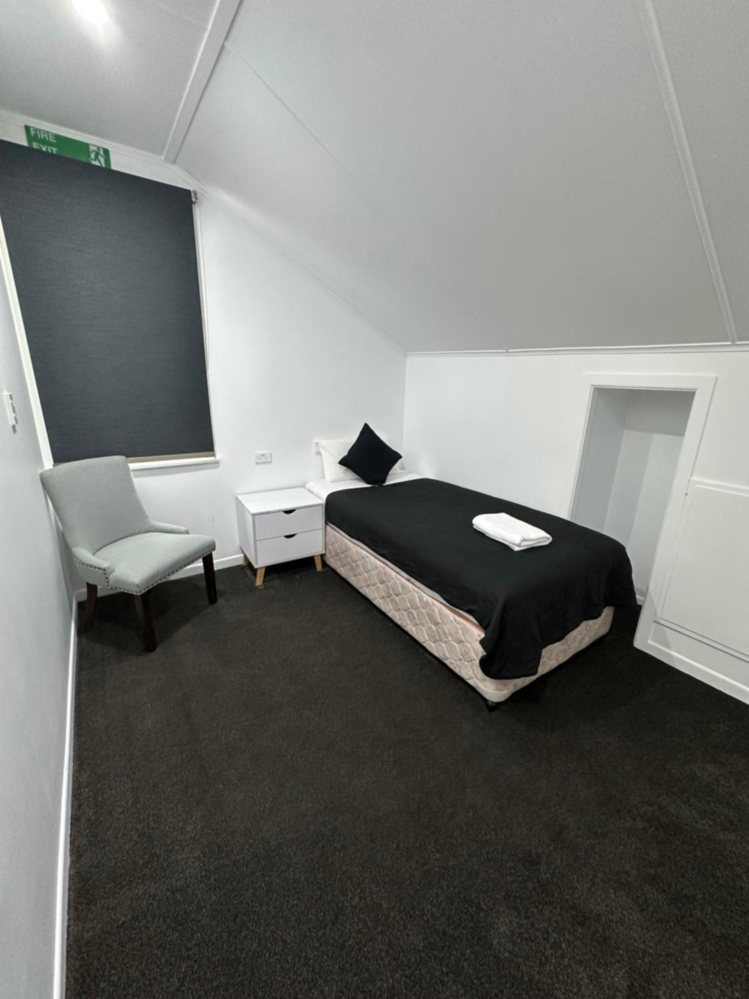 Budget Single Room,1656224025:JPEG