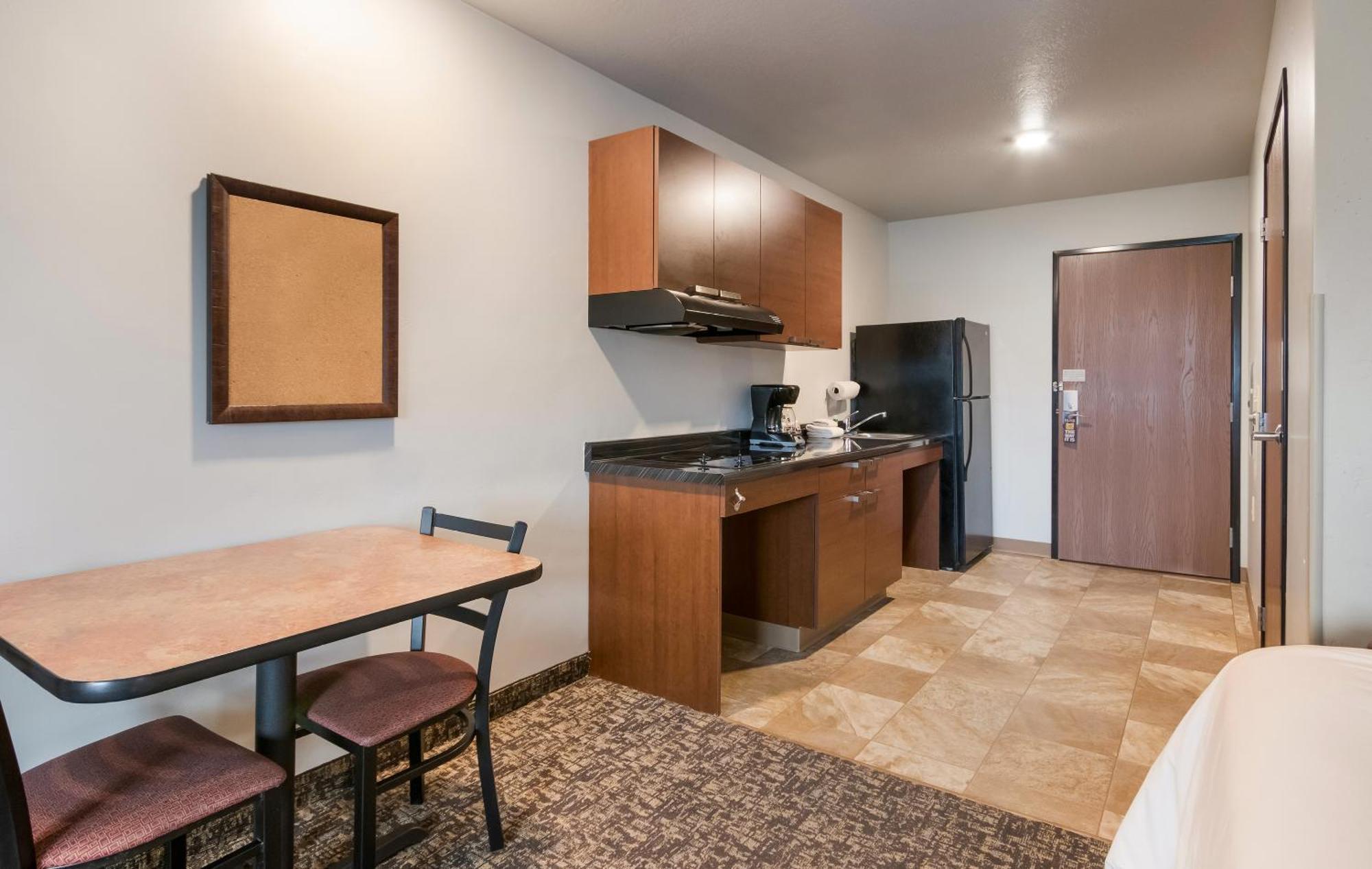 Queen Room with Two Queen Beds - Mobility Accessible