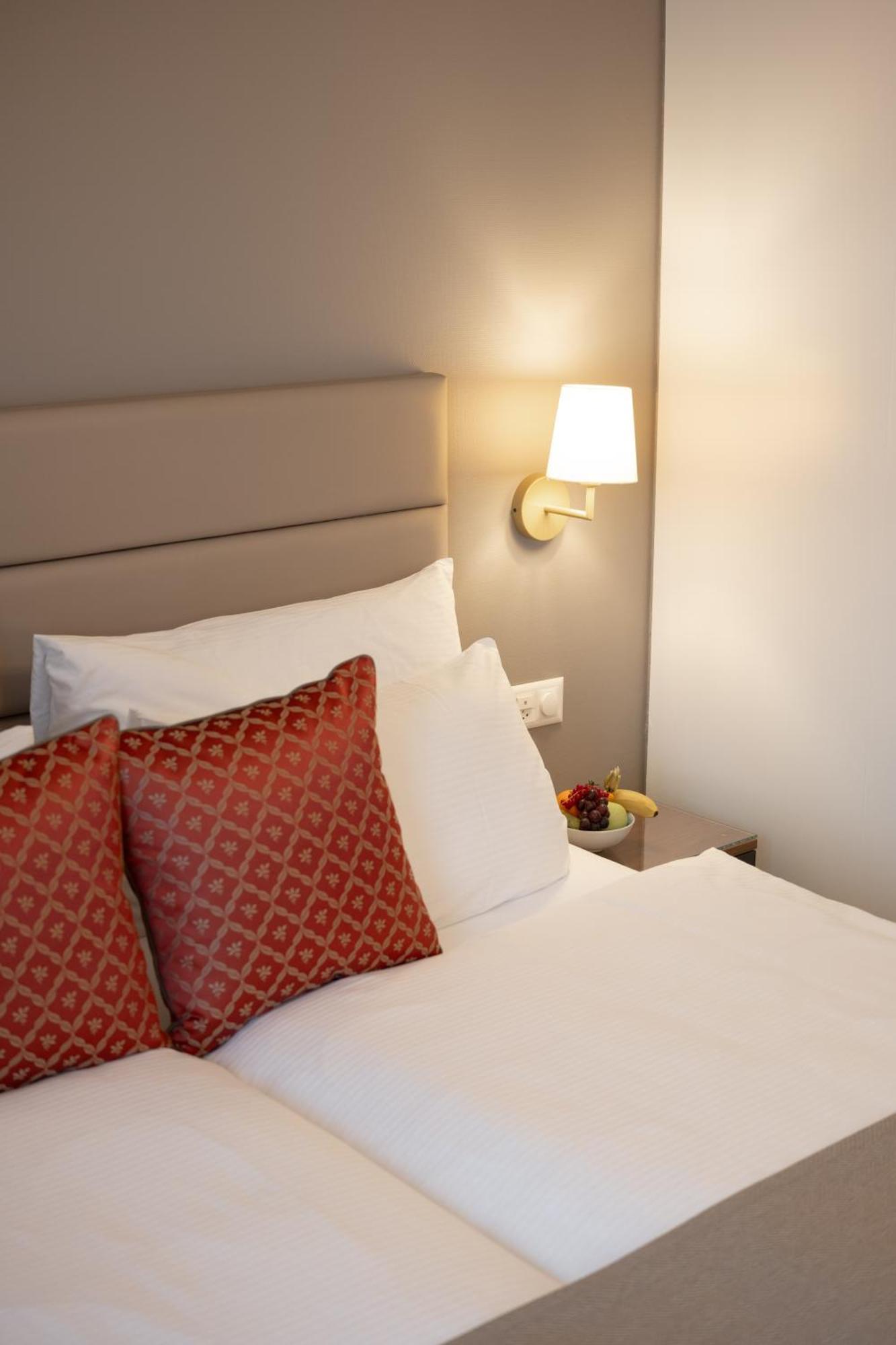 Habitación Doble - 10 m² - Lado ciudad