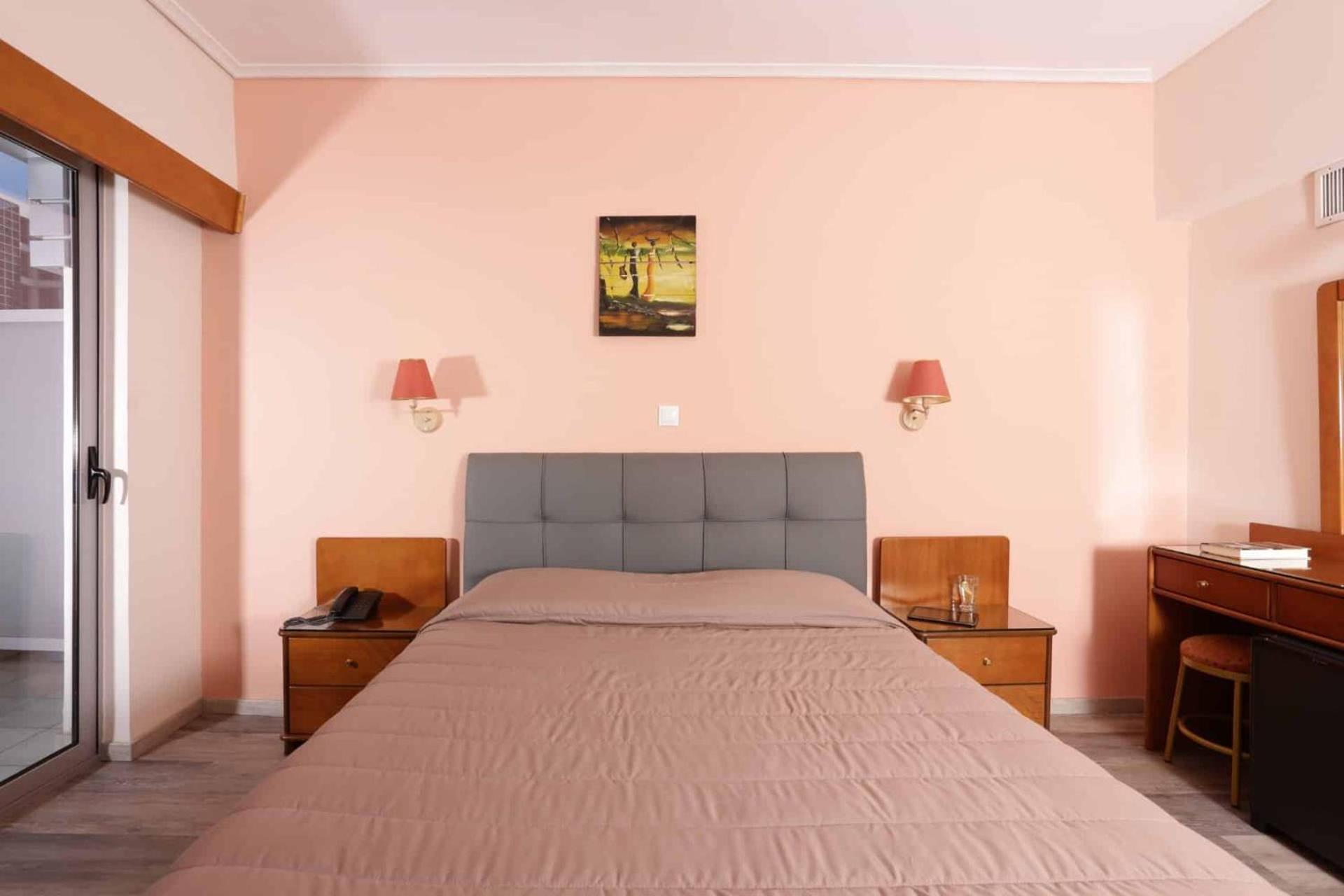 Standard Double or Twin Room with Balcony,682487688:JPEG