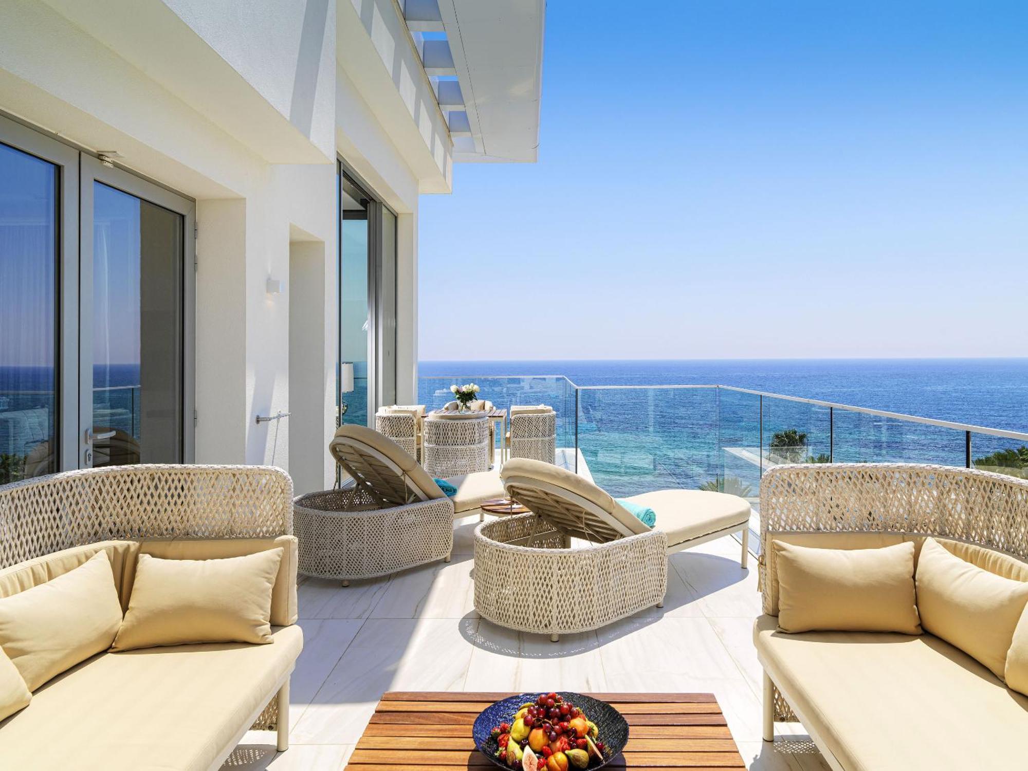 One-Bedroom Executive Suite