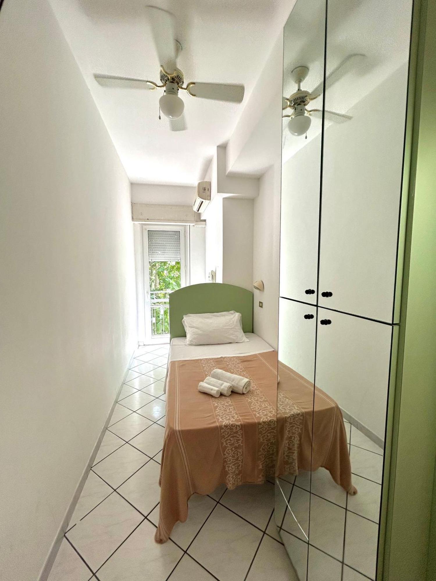 Single Room Balcony,1679596944:JPEG