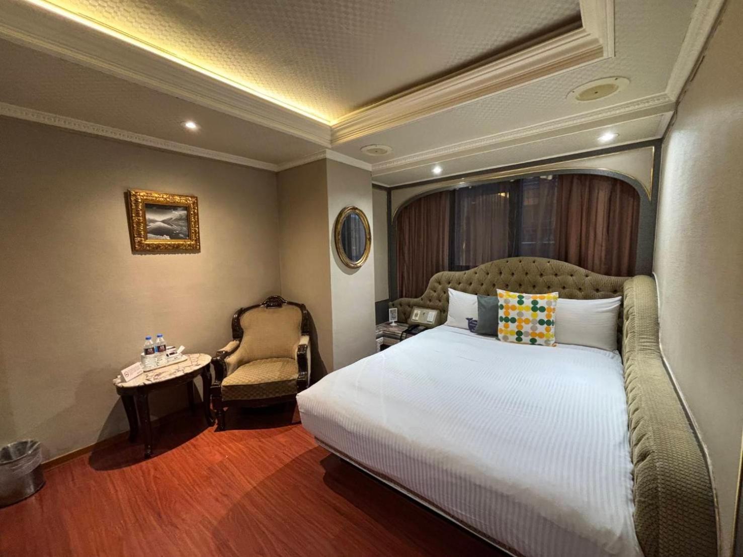 Classic Double Room