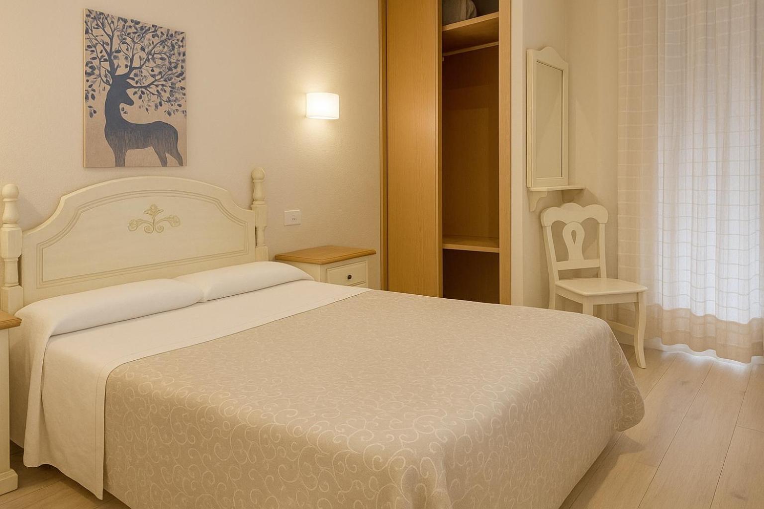 Double or Twin Room,1378596206:JPEG