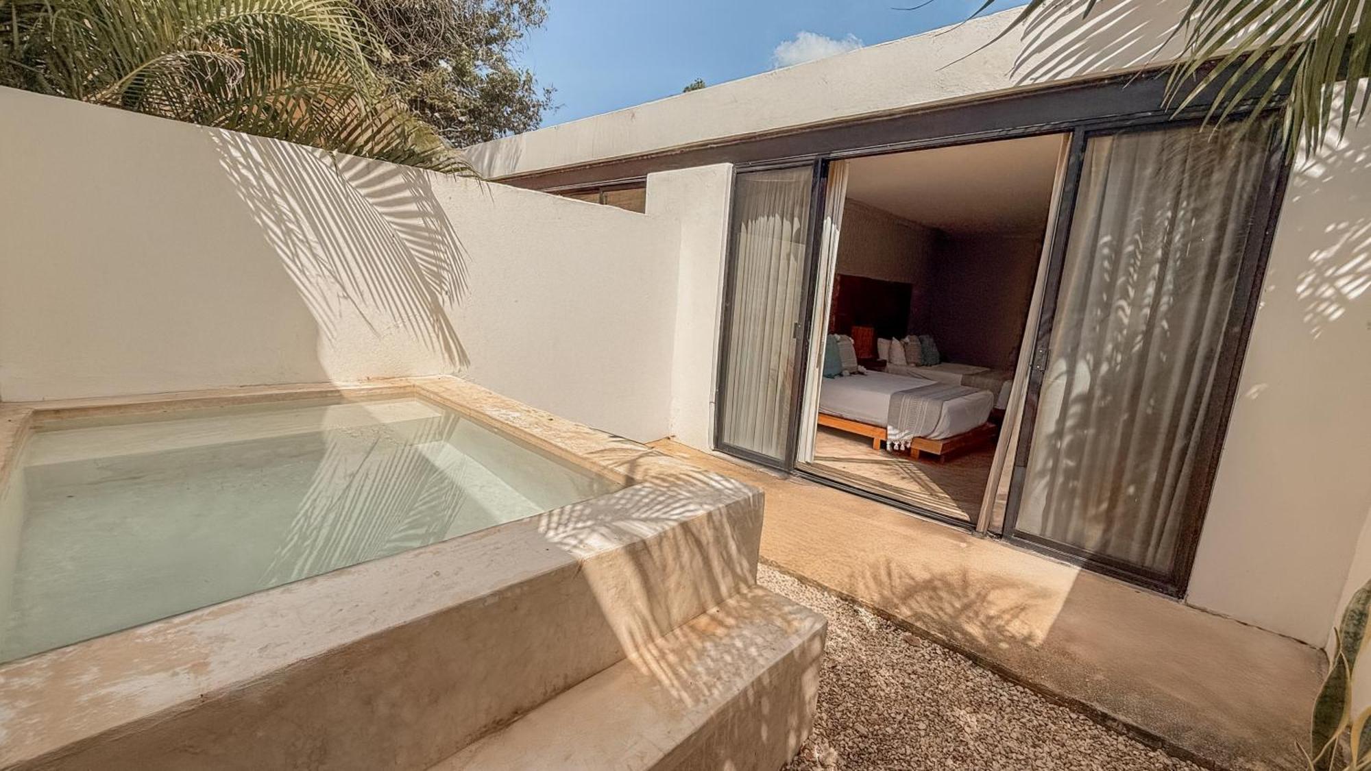 Alojamiento Doble Estándar con piscina privada