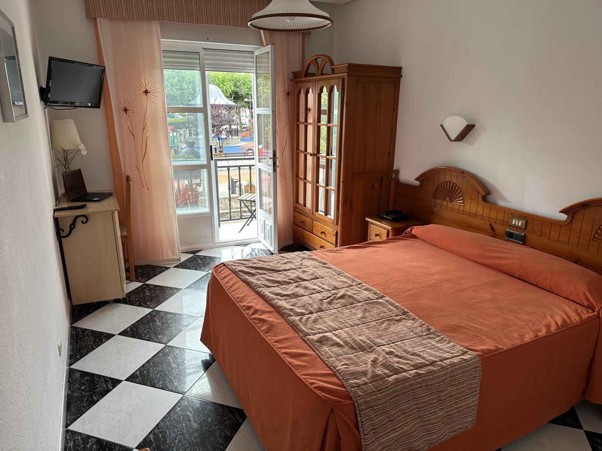 Habitación Doble con balcón