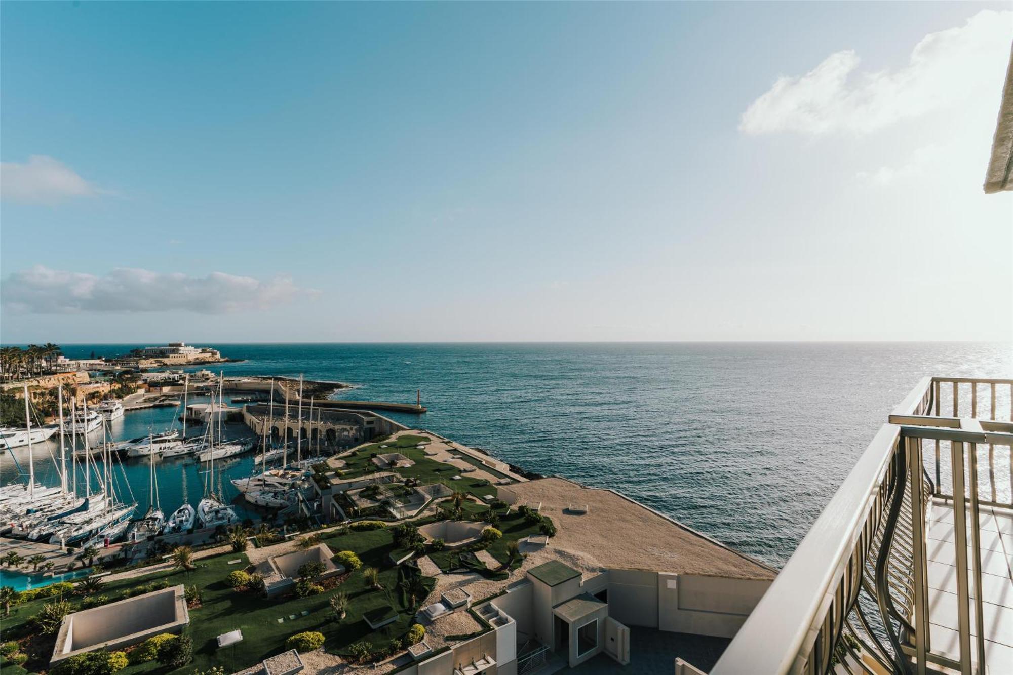 Standard Room Marina View